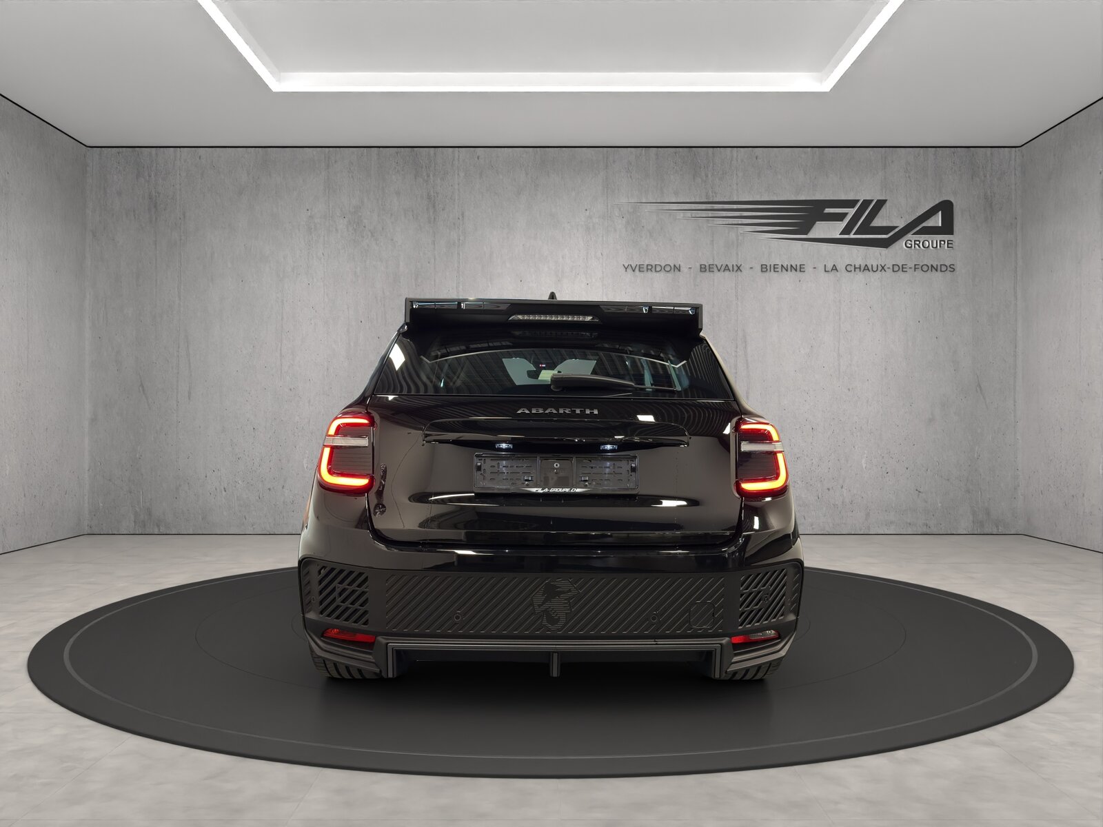 ABARTH 600 E Abarth Turismo, Electric, Ex-demonstrator, Automatic - 4