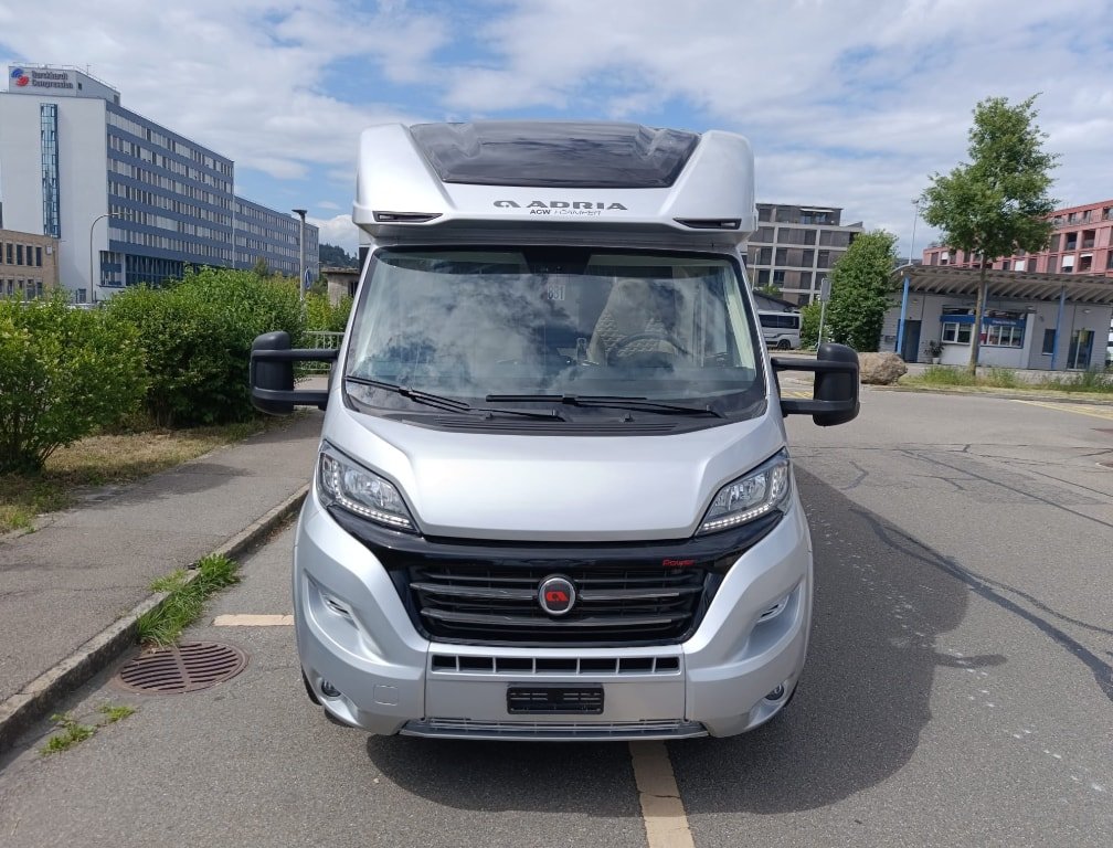 ADRIA *** Adria Coral Supreme 670 DC Premium Fahrzeug /Lithi, Diesel, Second hand / Used, Automatic - 6
