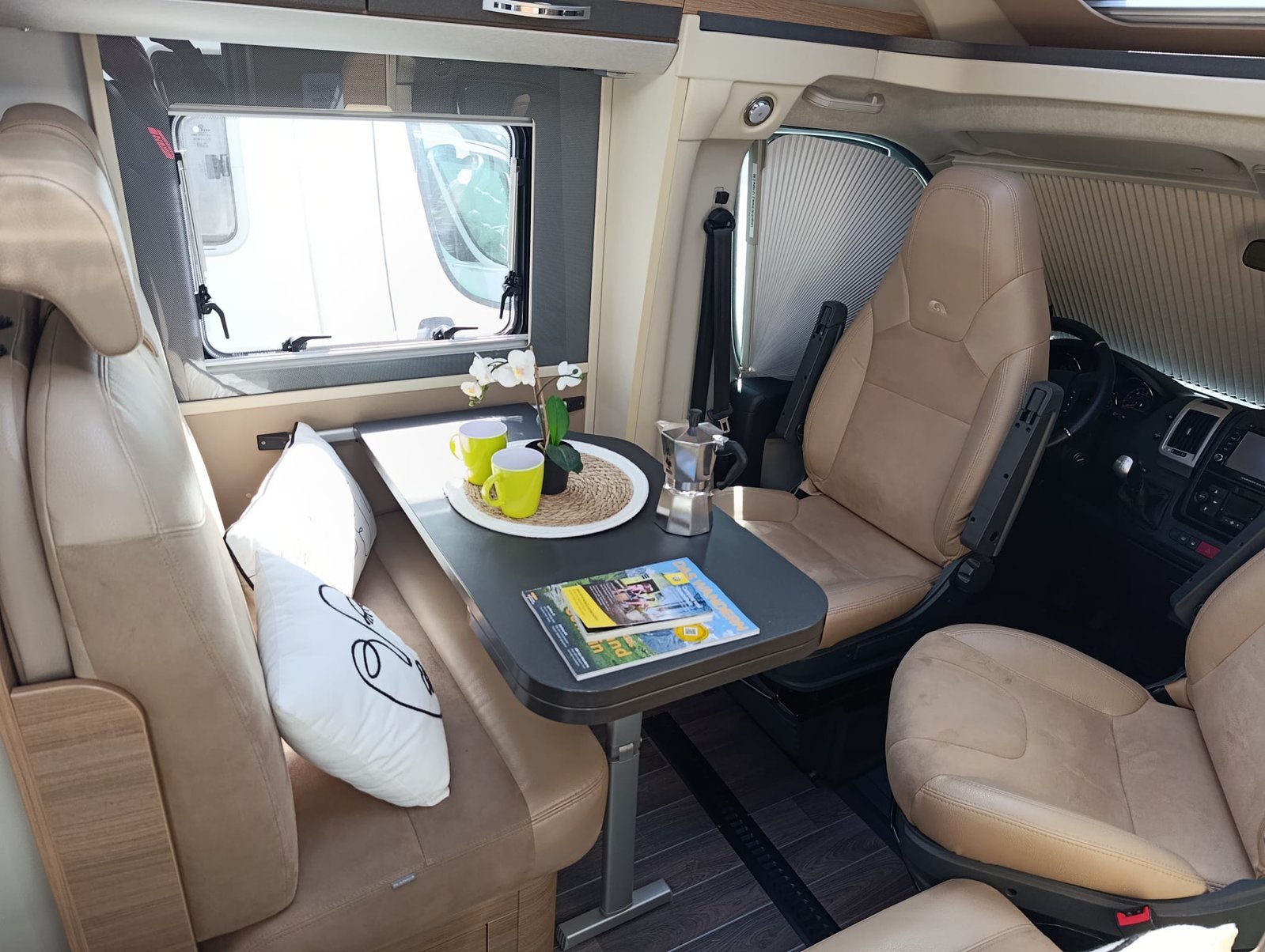 ADRIA C Compact SL**Das perfekte Wohnmobil für alle, die be, Diesel, Occasion / Gebraucht, Automatik - 2