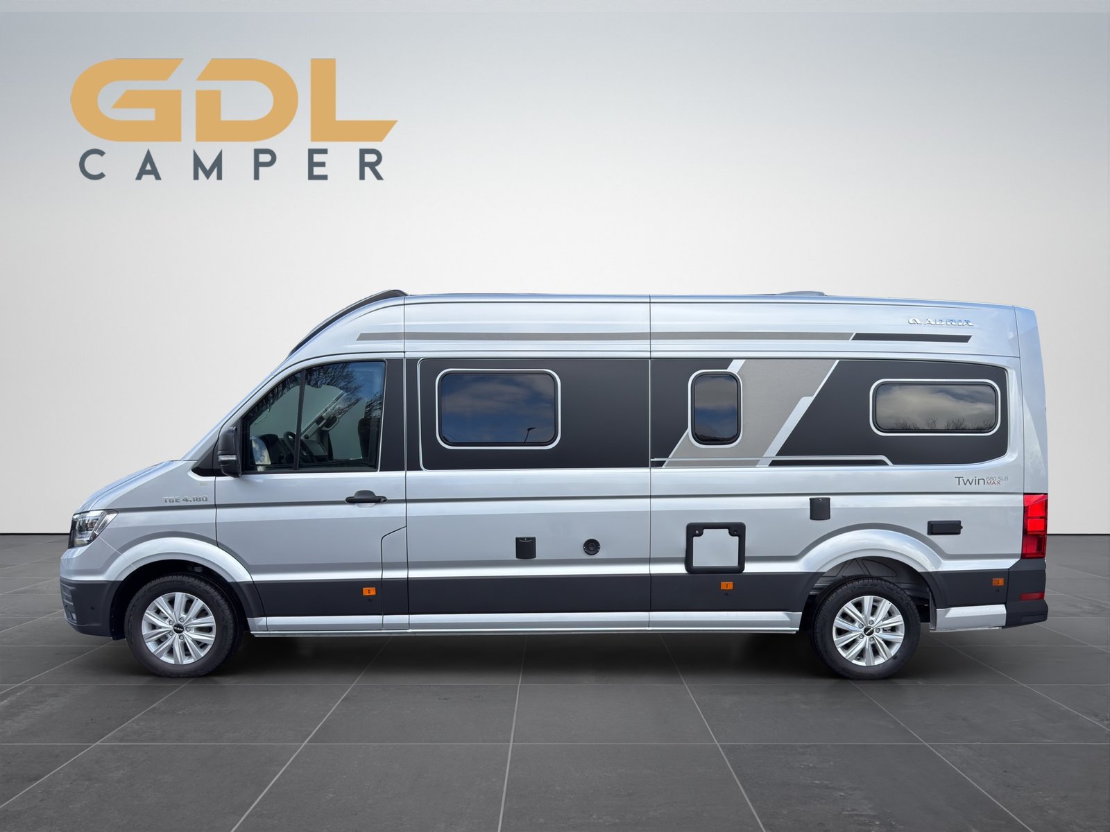 ADRIA TWIN MAX 680 SLB, Diesel, Voiture nouvelle, Automatique - 2
