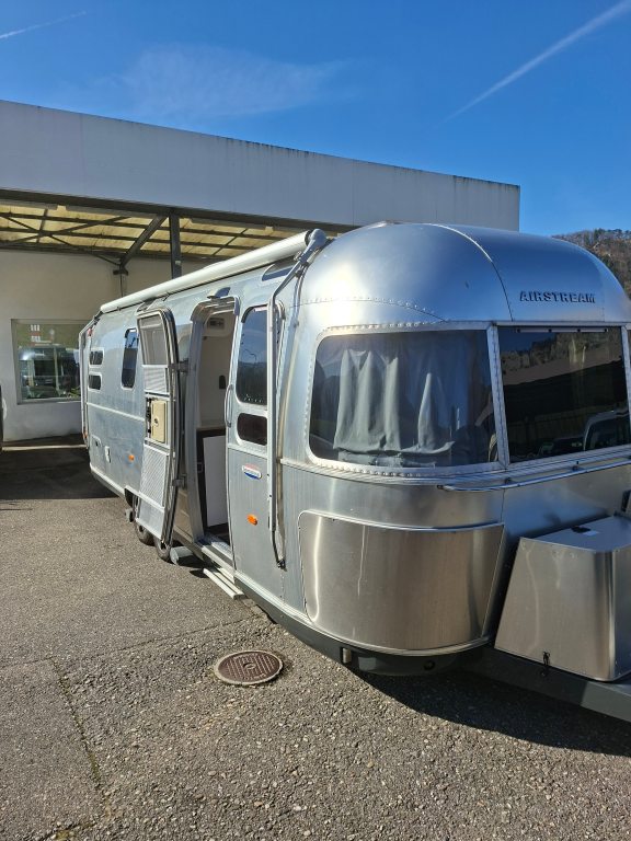 AIRSTREAM INTERNATIONAL 684, Natural Gas (CNG) / Petrol, Second hand / Used, Automatic - 4