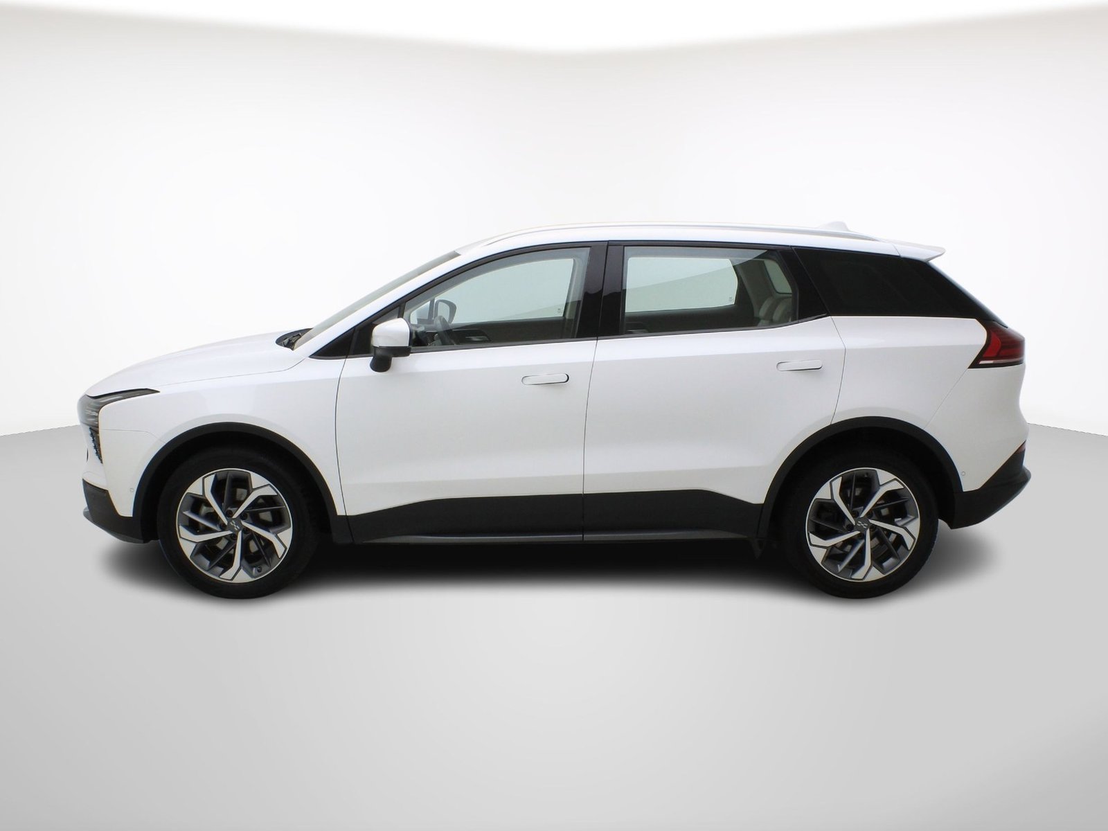 AIWAYS U5 Standard, Électrique, Occasion / Utilisé, Automatique - 3