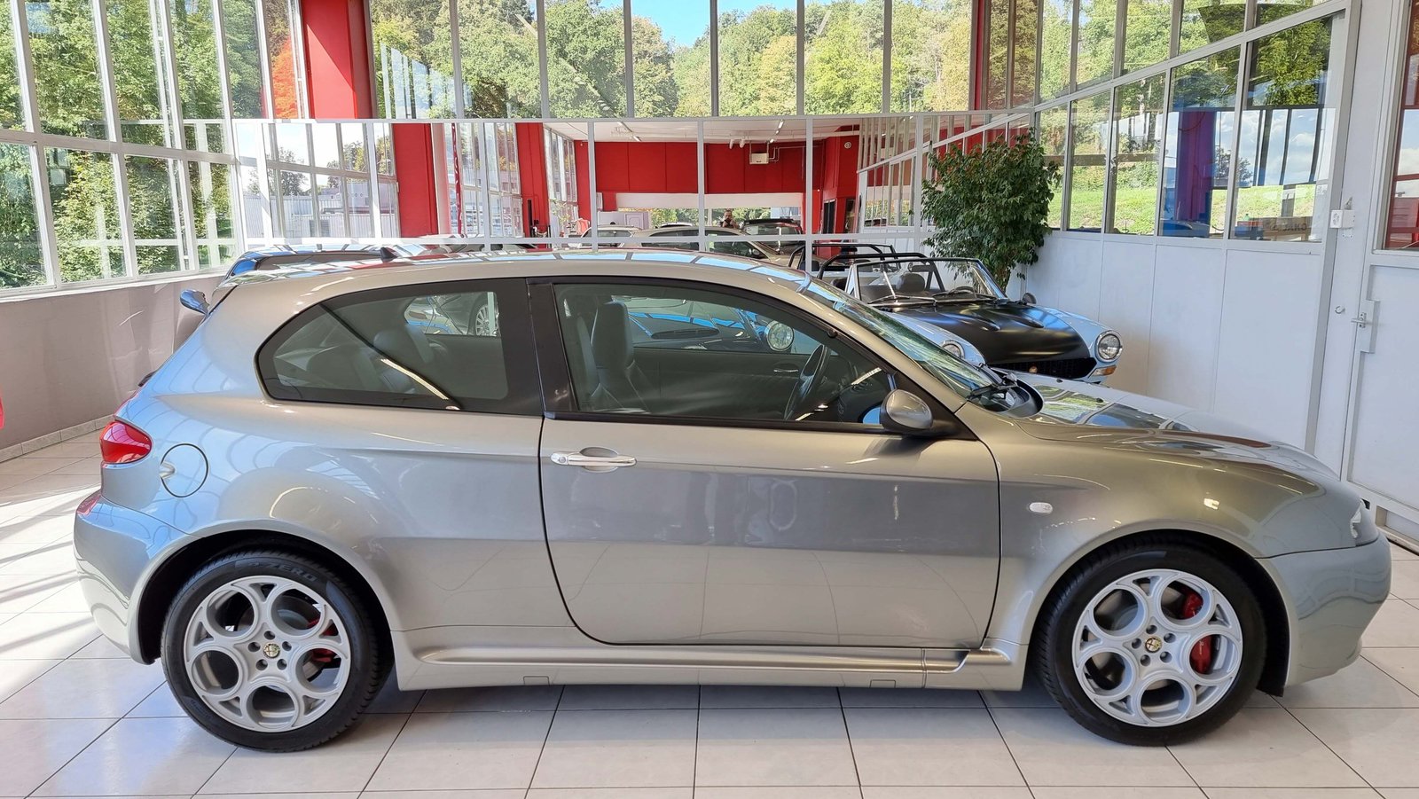 ALFA ROMEO 147 3.2 GTA, Benzin, Occasion / Gebraucht, Handschaltung - 6