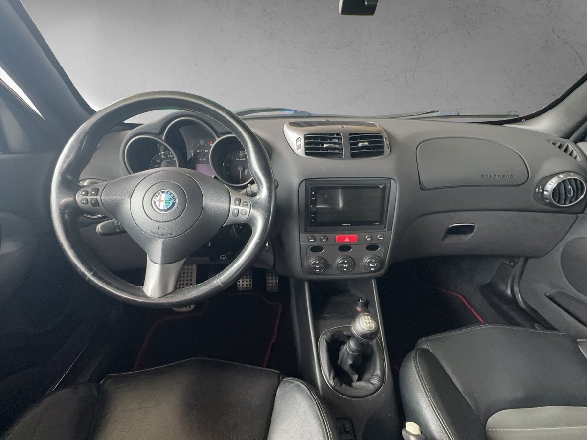 ALFA ROMEO 147 3.2 GTA, Benzin, Occasion / Gebraucht, Handschaltung - 6