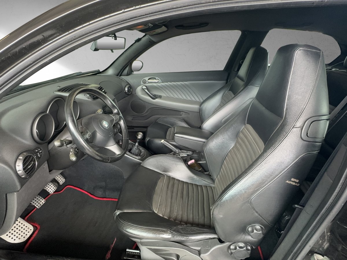 ALFA ROMEO 147 3.2 GTA, Benzin, Occasion / Gebraucht, Handschaltung - 7