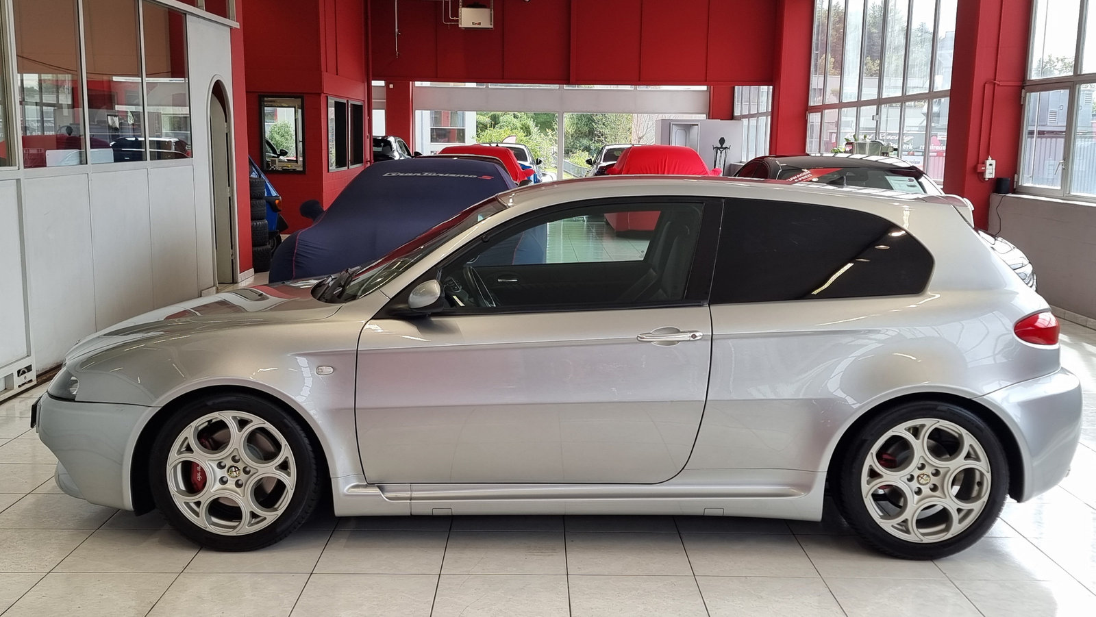 ALFA ROMEO 147 3.2 GTA, Benzin, Occasion / Gebraucht, Handschaltung - 4