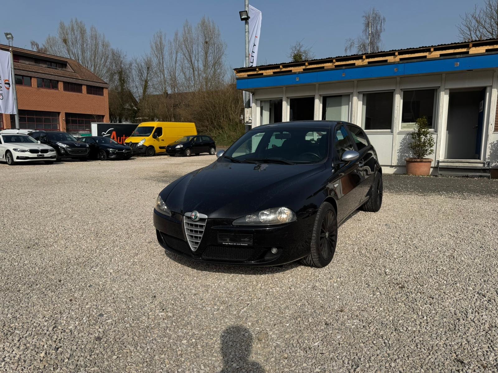 ALFA ROMEO 147 1.9 16V JTD Faces, Diesel, Occasion / Utilisé, Manuelle - 2