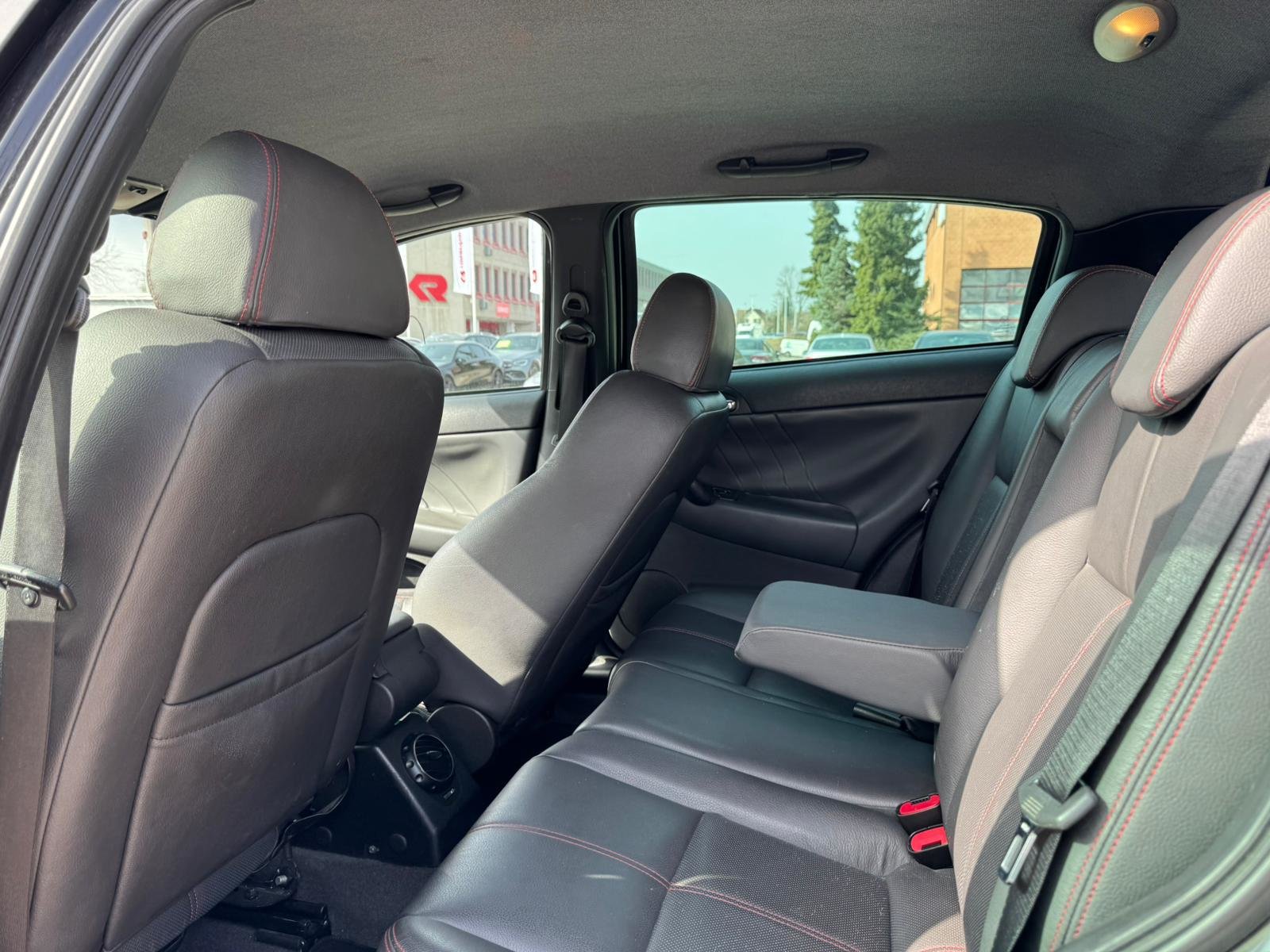 ALFA ROMEO 147 1.9 16V JTD Faces, Diesel, Occasion / Utilisé, Manuelle - 7