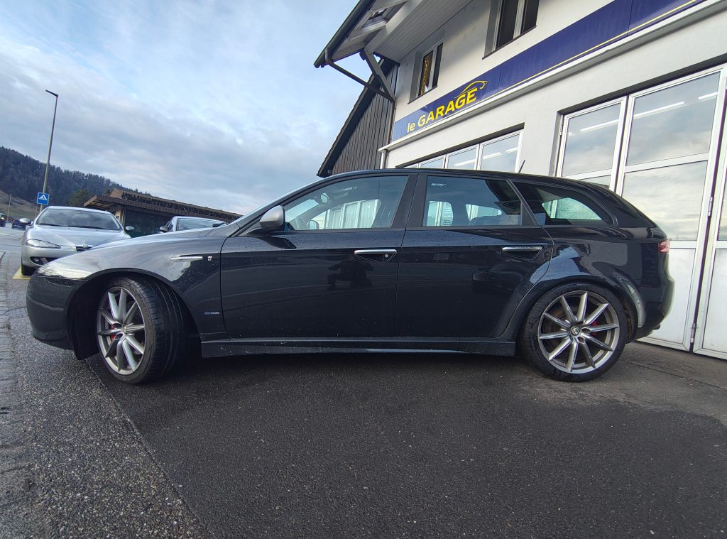 ALFA ROMEO 159 1.8 TBi 200 TI, Essence, Occasion / Utilisé, Manuelle - 2