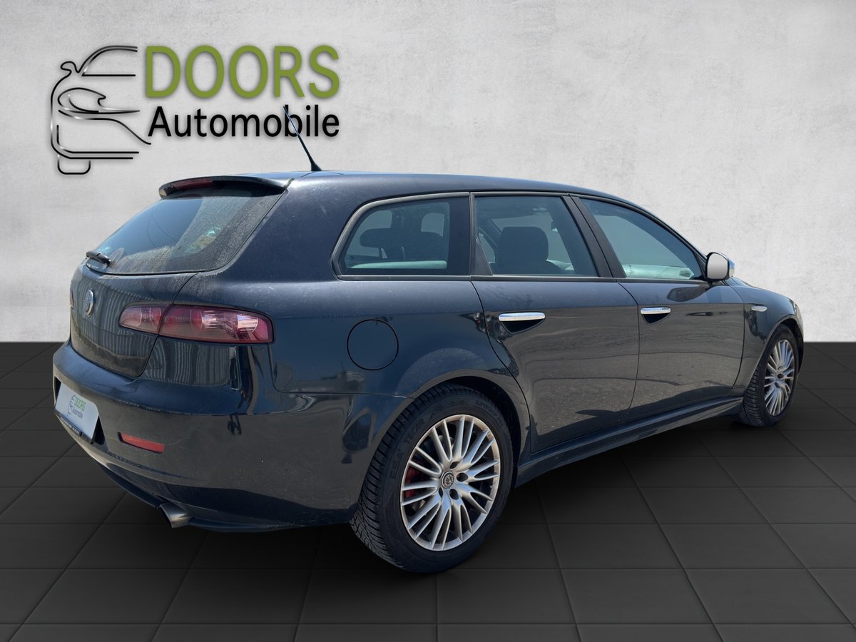 ALFA ROMEO 159 Sportwagon 2.4 JTD Distinctive Q-Tronic, Diesel, Occasion / Gebraucht, Automatik - 4