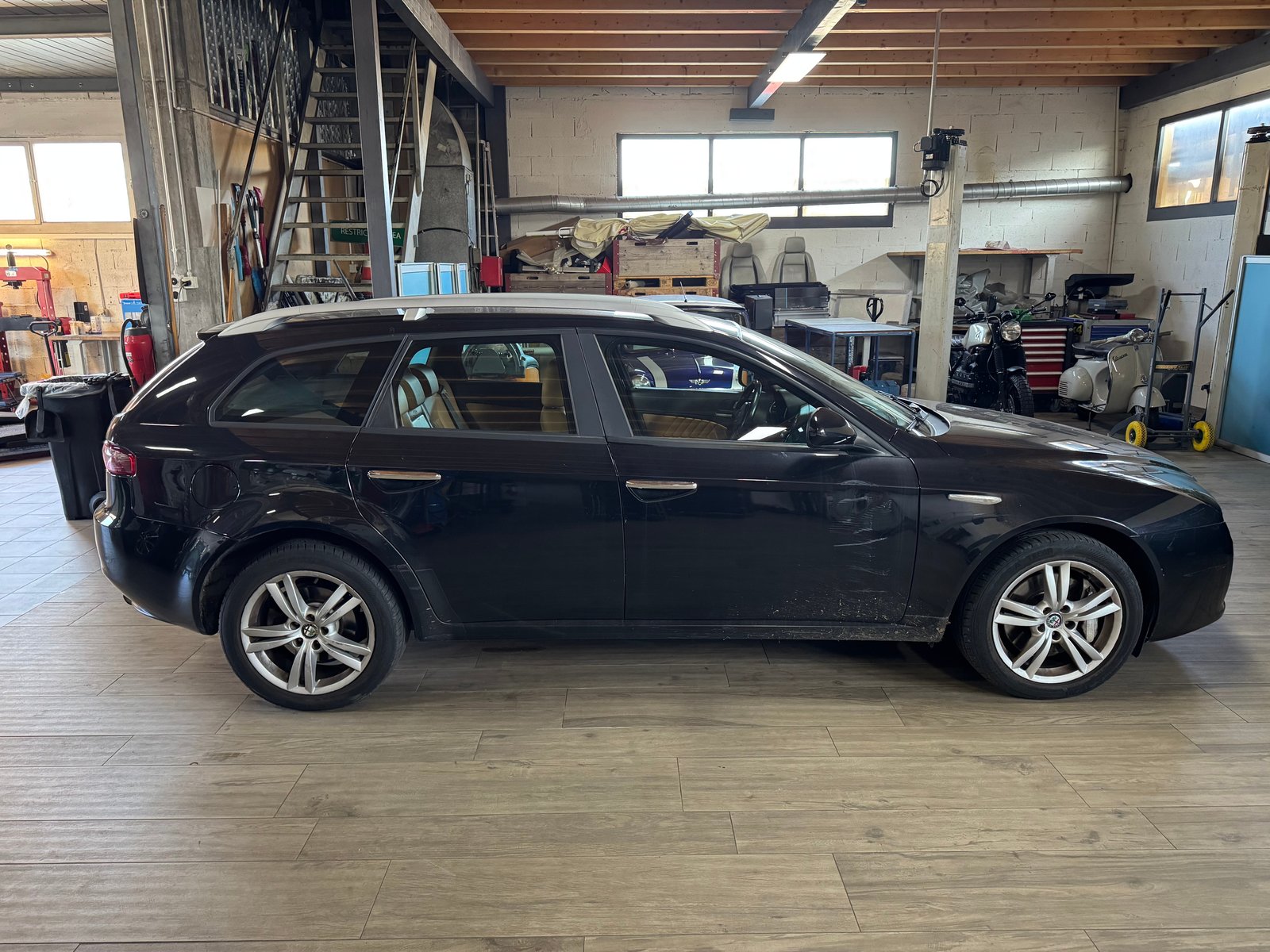 ALFA ROMEO 159 Sportwagon 1.8 TBi, Petrol, Second hand / Used, Manual - 4