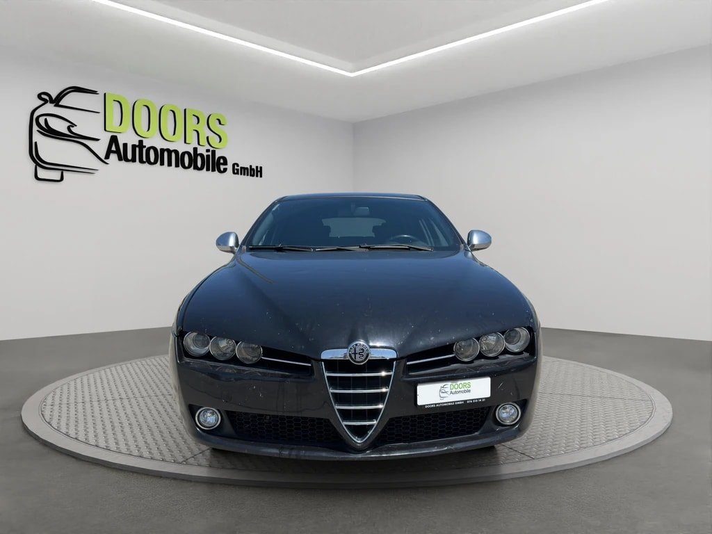 ALFA ROMEO 159 Sportwagon 2.4 JTD Distinctive Q-Tronic, Diesel, Second hand / Used, Automatic - 2