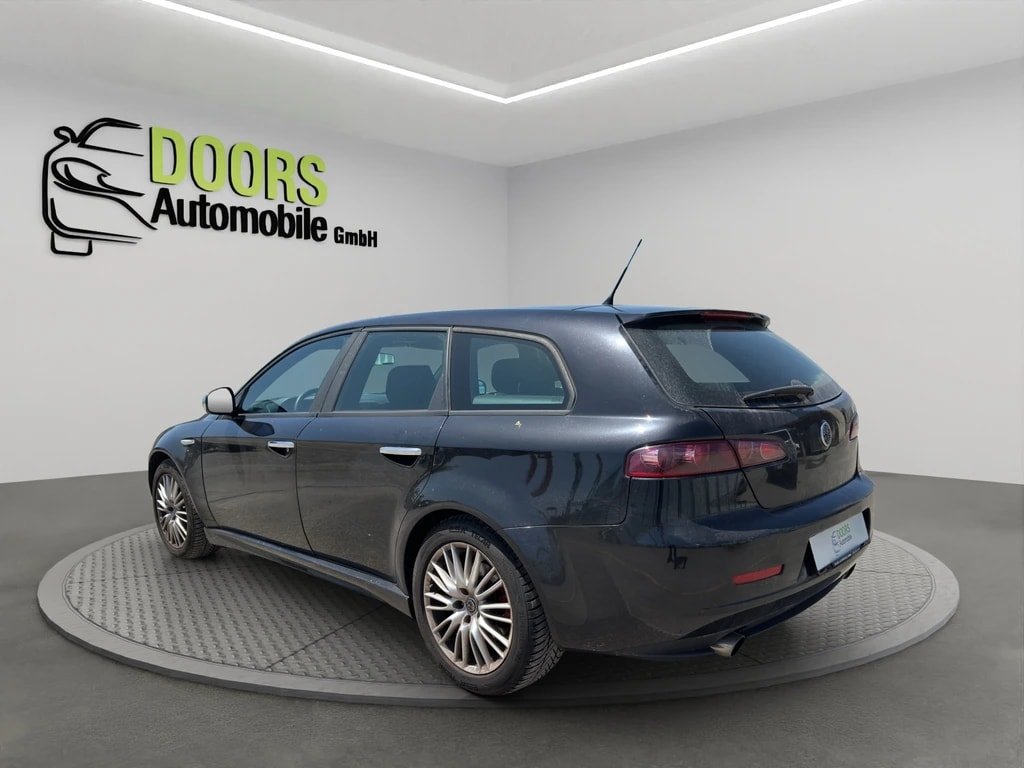 ALFA ROMEO 159 Sportwagon 2.4 JTD Distinctive Q-Tronic, Diesel, Second hand / Used, Automatic - 4