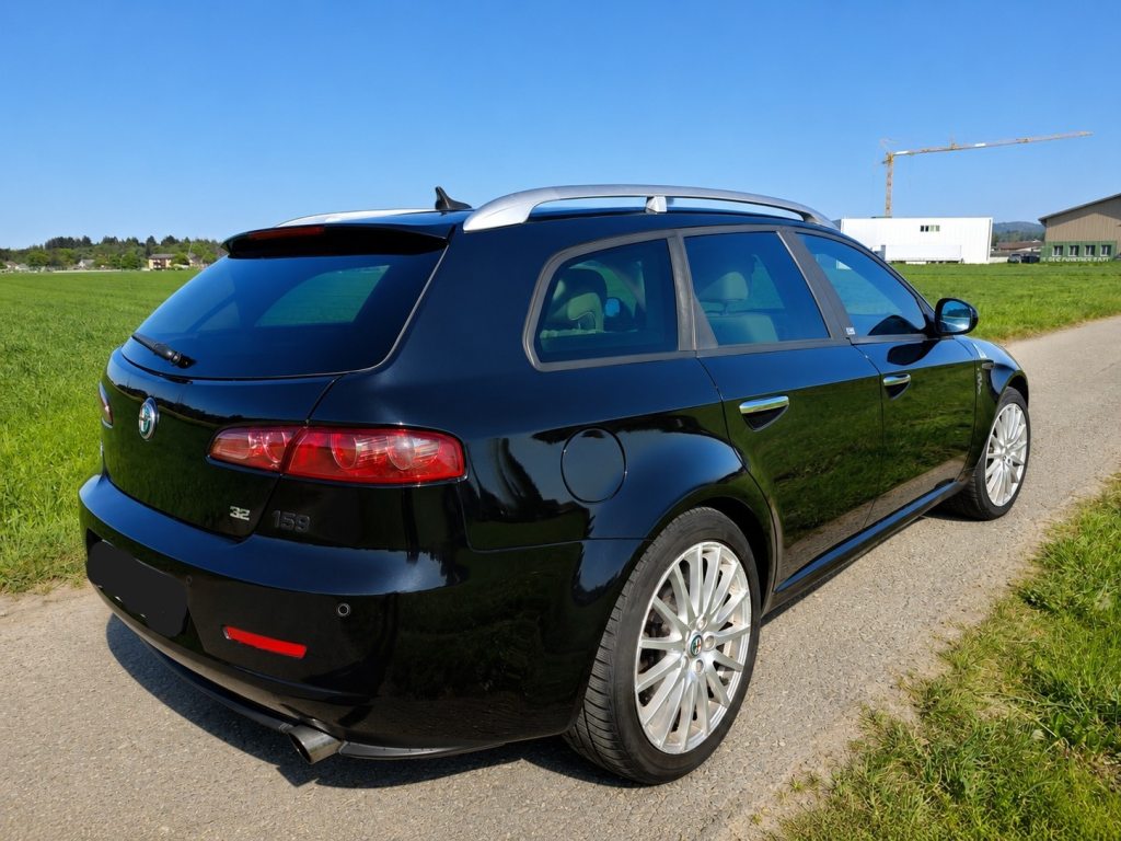 ALFA ROMEO 159 3.2 JTS V6 Q4 Distinctive, Essence, Occasion / Utilisé, Manuelle - 3