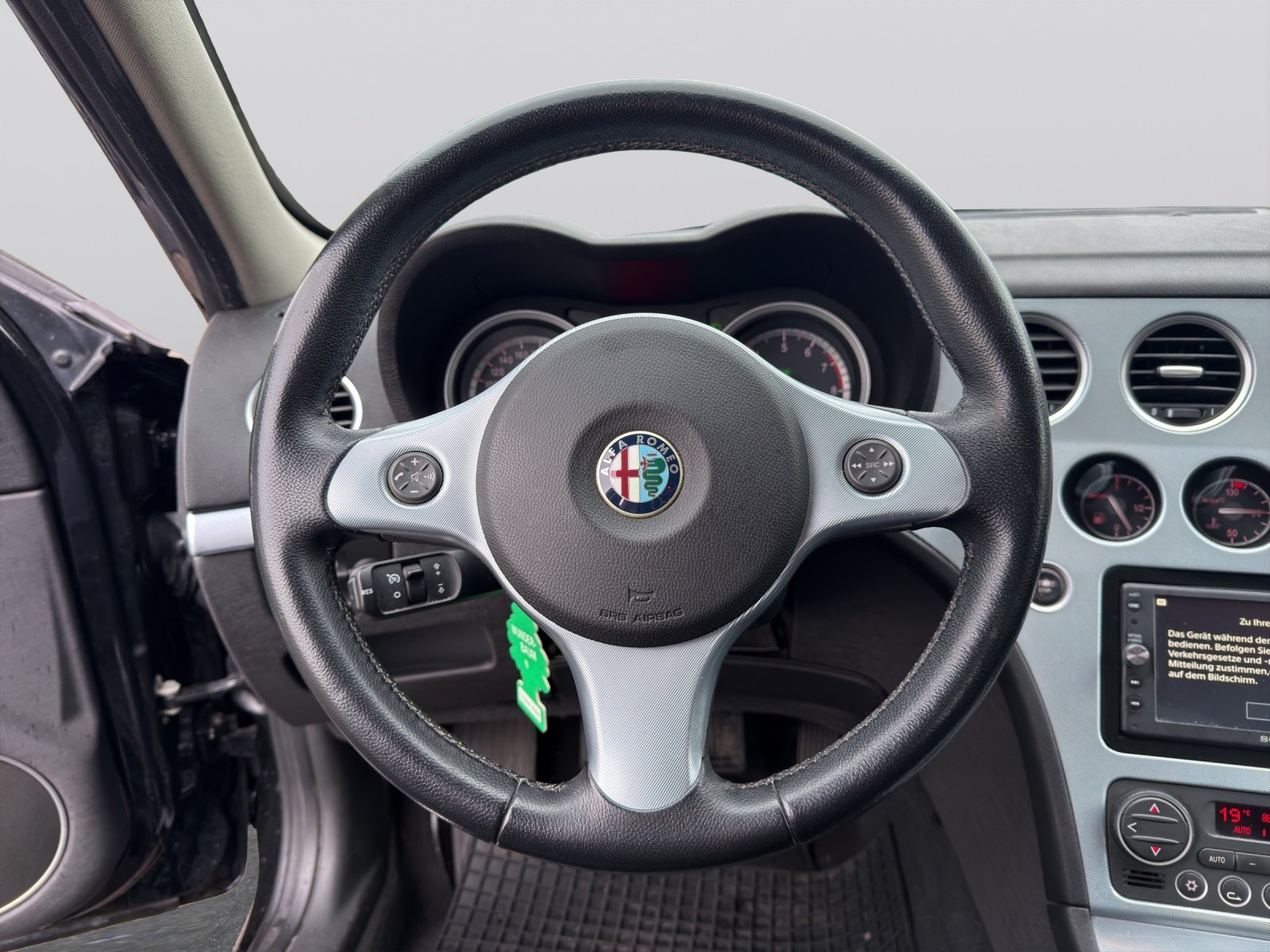 ALFA ROMEO 159 3.2 JTS Q4 Distinctive, Benzin, Occasion / Gebraucht, Handschaltung - 6
