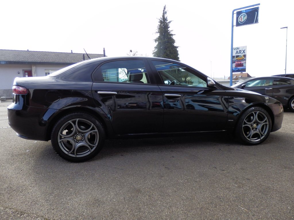 ALFA ROMEO 159 1.9 JTDM 16V Progression QTR, Diesel, Second hand / Used, Automatic - 5