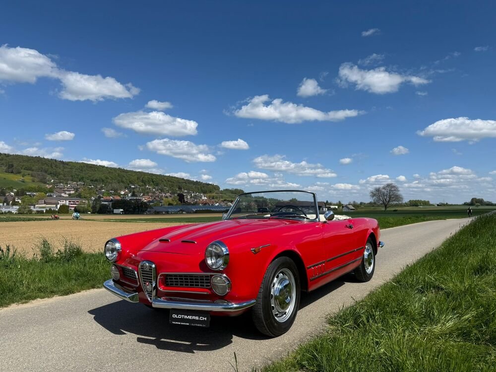 ALFA ROMEO 2000 Touring Spider