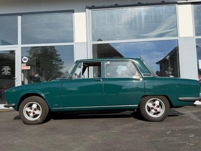 ALFA ROMEO 2000, Petrol, Second hand / Used, Manual