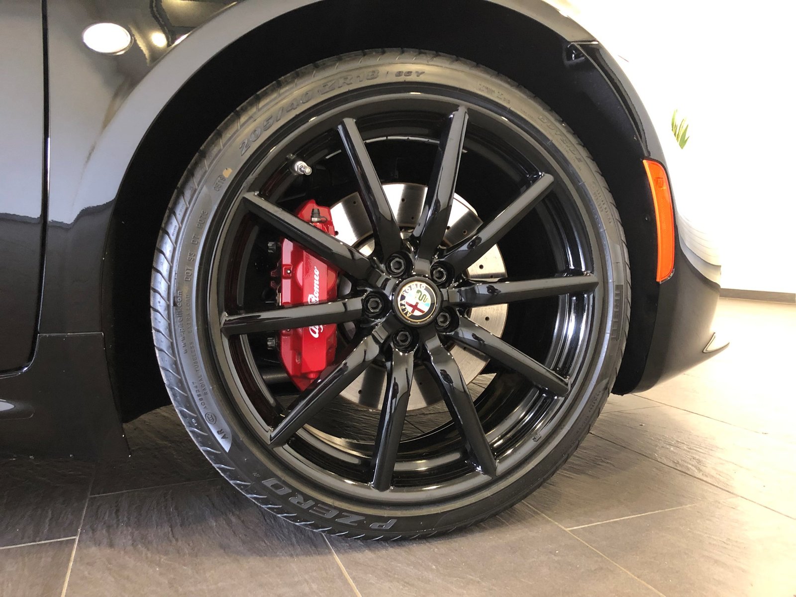ALFA ROMEO 4C Spider 1750 TBi TCT, Benzin, Occasion / Gebraucht, Automatik - 4