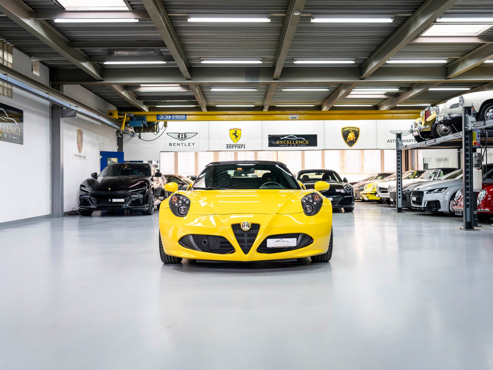 ALFA ROMEO 4C Spider 1750 TBi TCT, Petrol, Second hand / Used, Automatic - 2