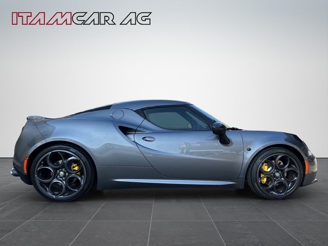 ALFA ROMEO 4C 1750 TBi, Benzin, Occasion / Gebraucht, Automatik - 7