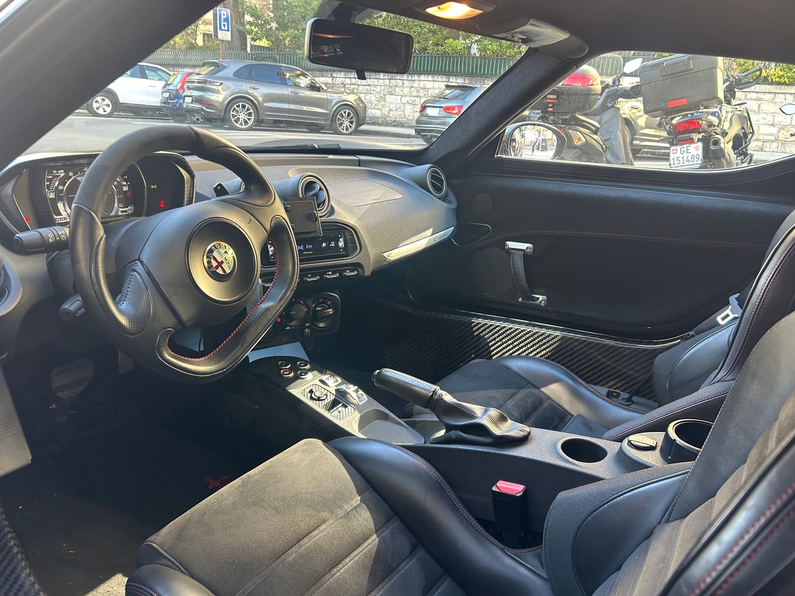 ALFA ROMEO 4C 1750 TBi, Benzin, Occasion / Gebraucht, Automatik - 7
