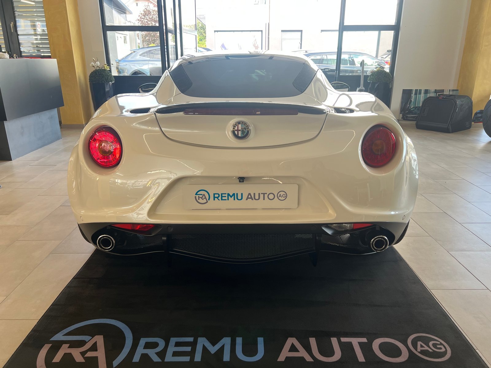 ALFA ROMEO 4C 1750 TBi TCT, Essence, Occasion / Utilisé, Automatique - 7