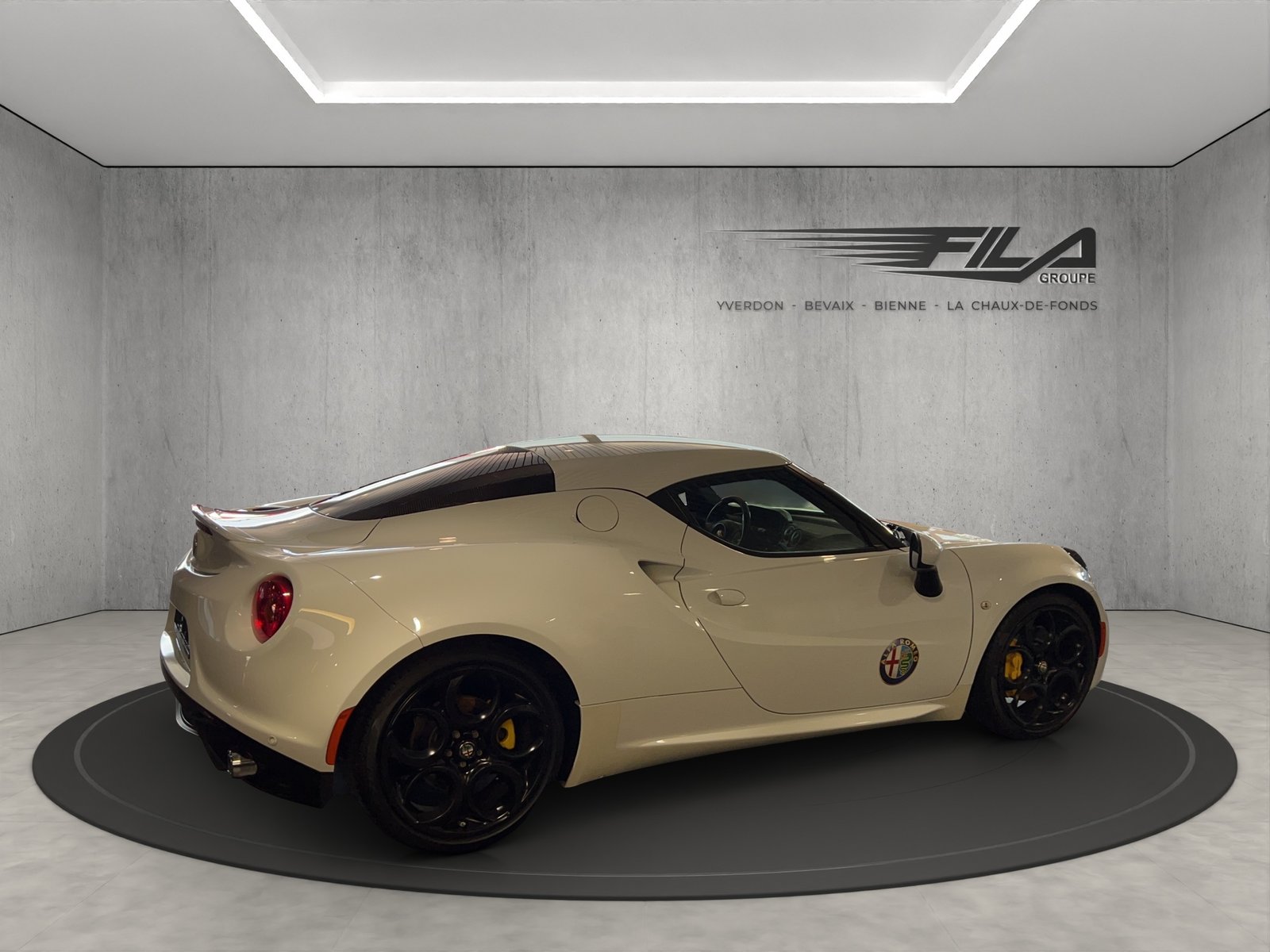ALFA ROMEO 4C 1750 TBi, Petrol, Ex-demonstrator, Automatic - 5