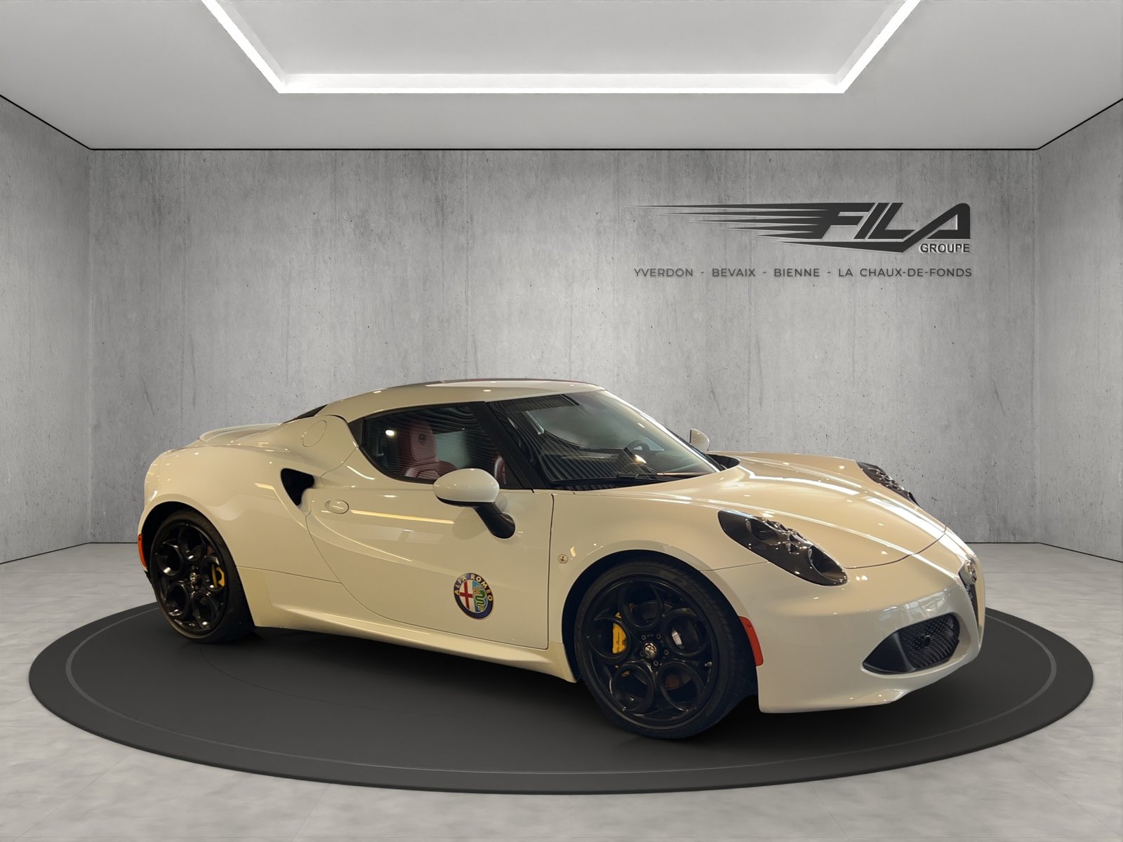 ALFA ROMEO 4C 1750 TBi, Petrol, Ex-demonstrator, Automatic - 6
