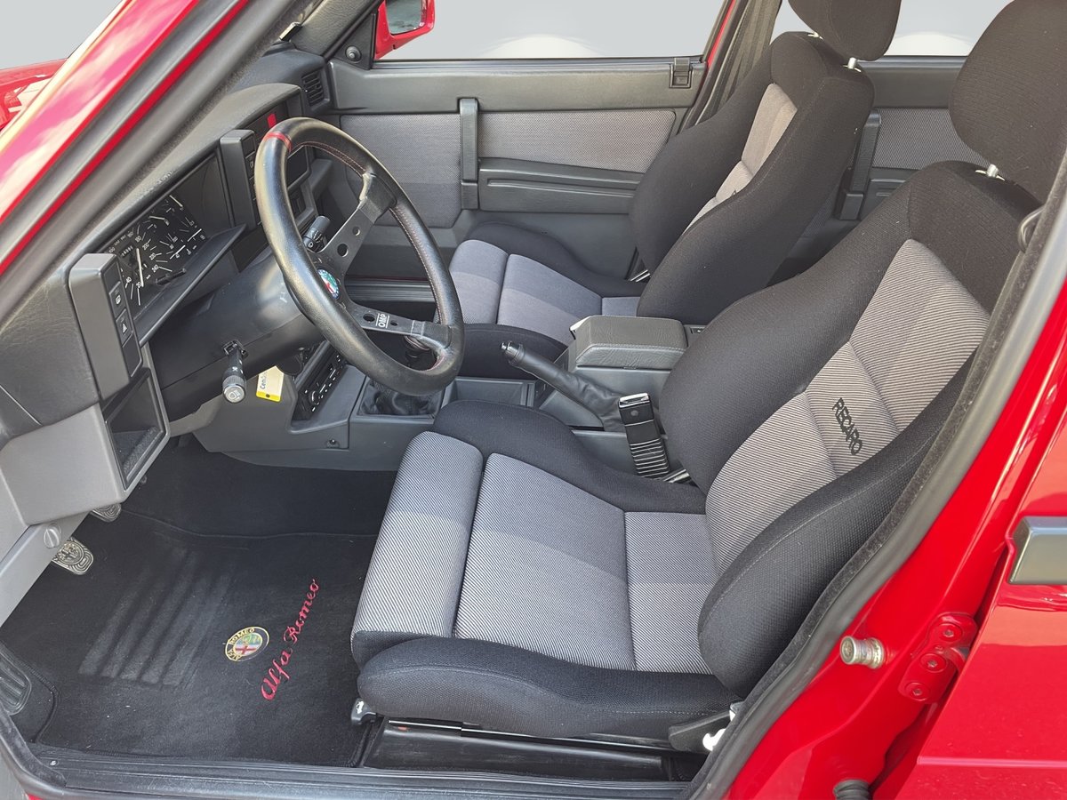 ALFA ROMEO 75 1.8 Turbo, Essence, Occasion / Utilisé, Manuelle - 5