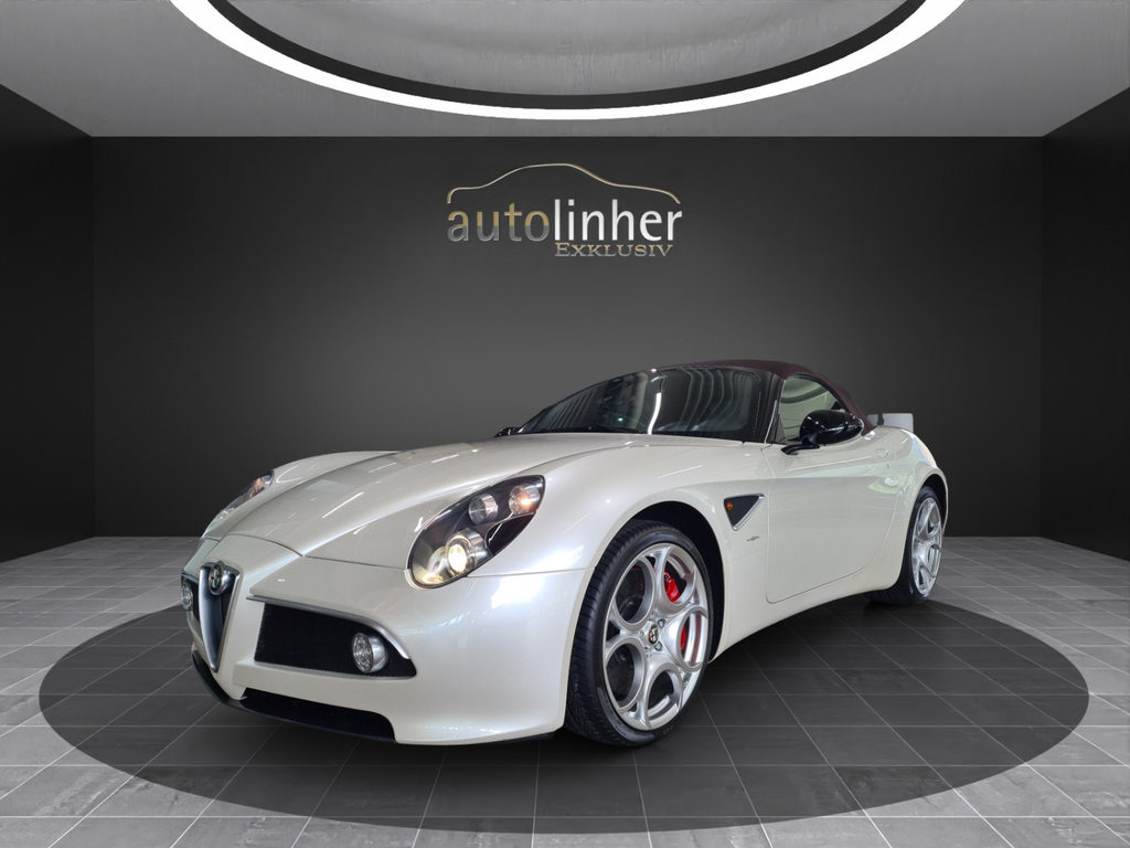 ALFA ROMEO 8C Spider