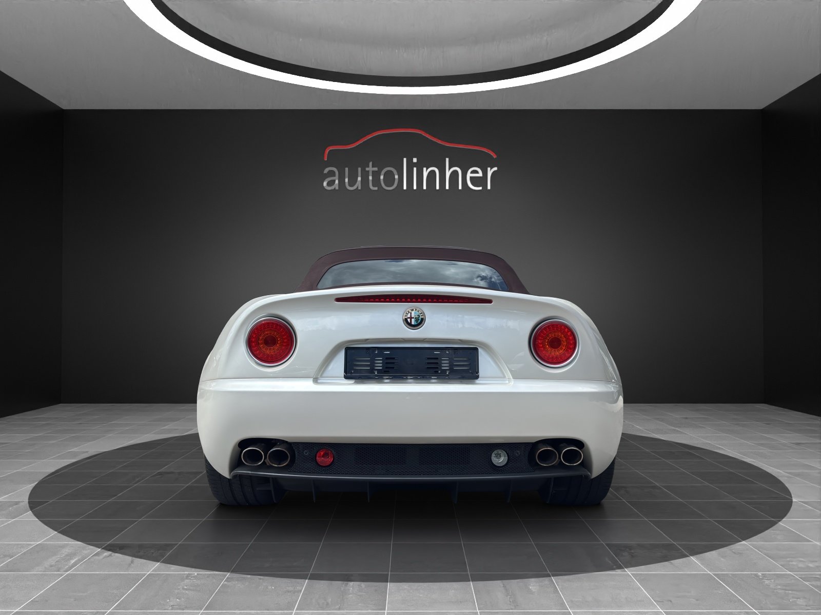 ALFA ROMEO 8C Spider, Benzin, Occasion / Gebraucht, Automatik - 4
