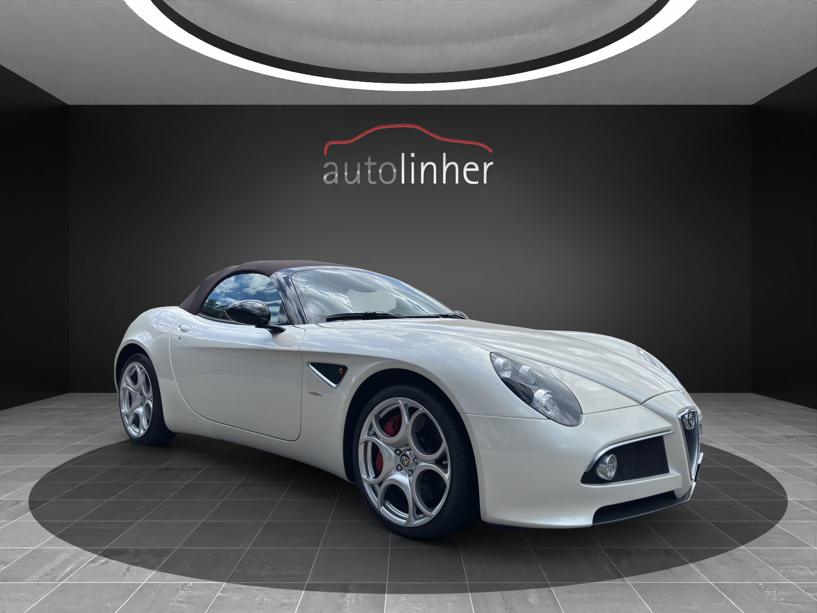 ALFA ROMEO 8C Spider, Benzin, Occasion / Gebraucht, Automatik - 6