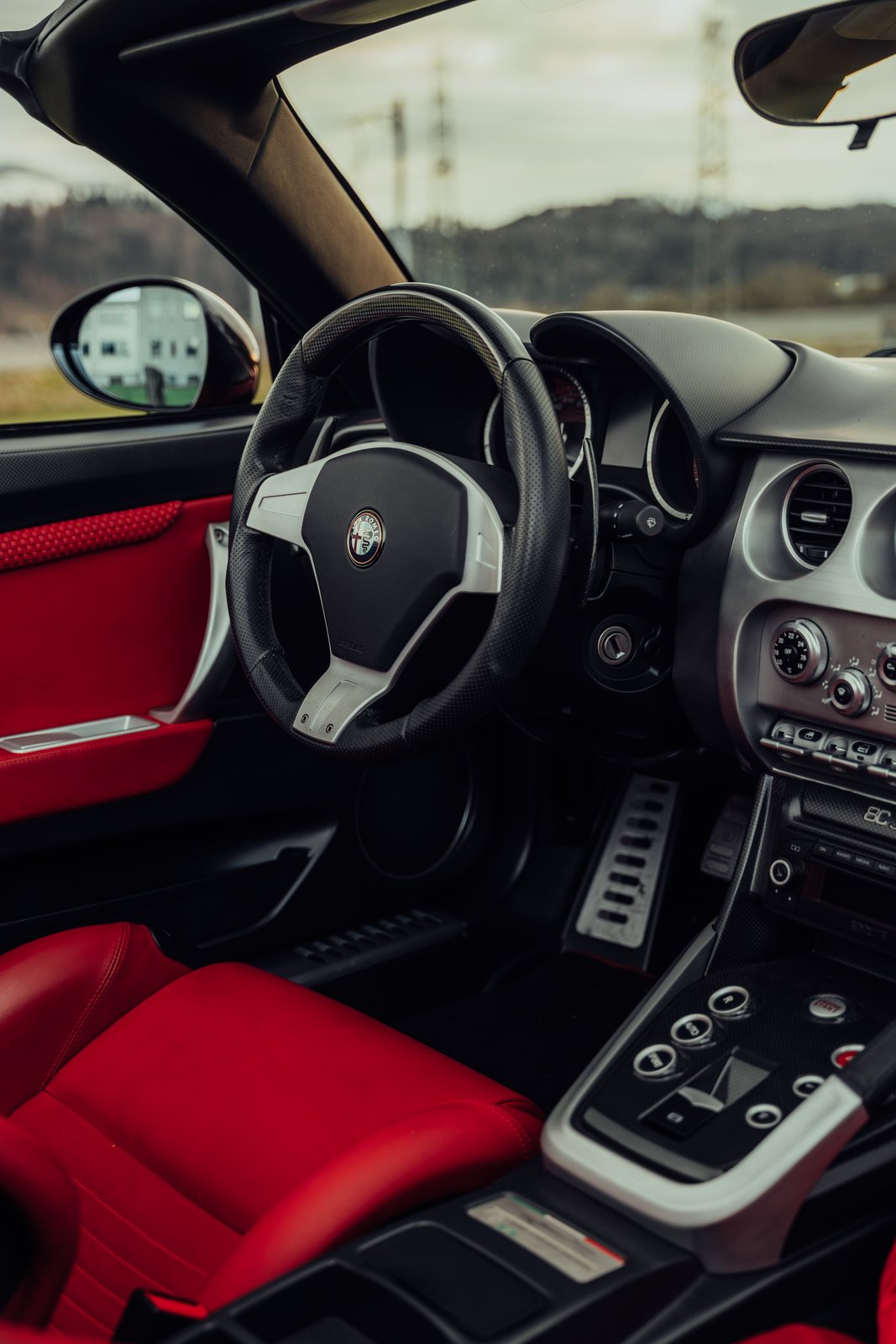 ALFA ROMEO 8C Spider 1/500, Essence, Occasion / Utilisé, Automatique - 5