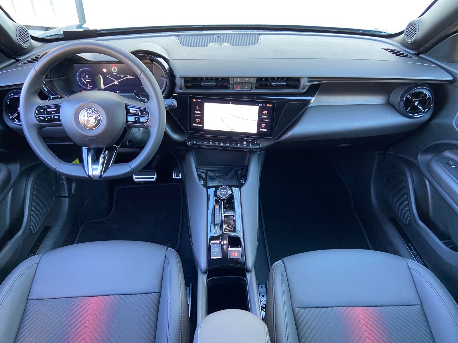 ALFA ROMEO ALFA ROMEO Junior 1.2 48V Hybrid TI Tech, Hybride Leggero Benzina/Elettrica, Auto nuove, Automatico - 4