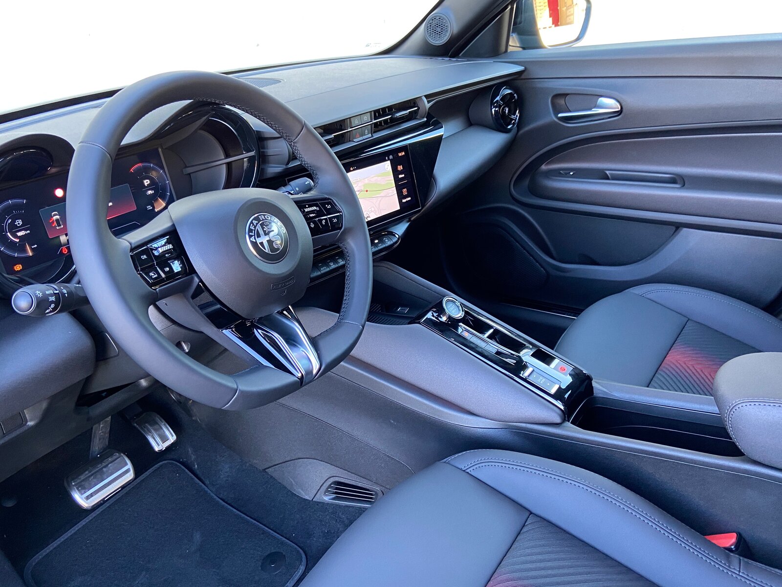 ALFA ROMEO ALFA ROMEO Junior 1.2 48V Hybrid TI Tech, Hybride Leggero Benzina/Elettrica, Auto nuove, Automatico - 5