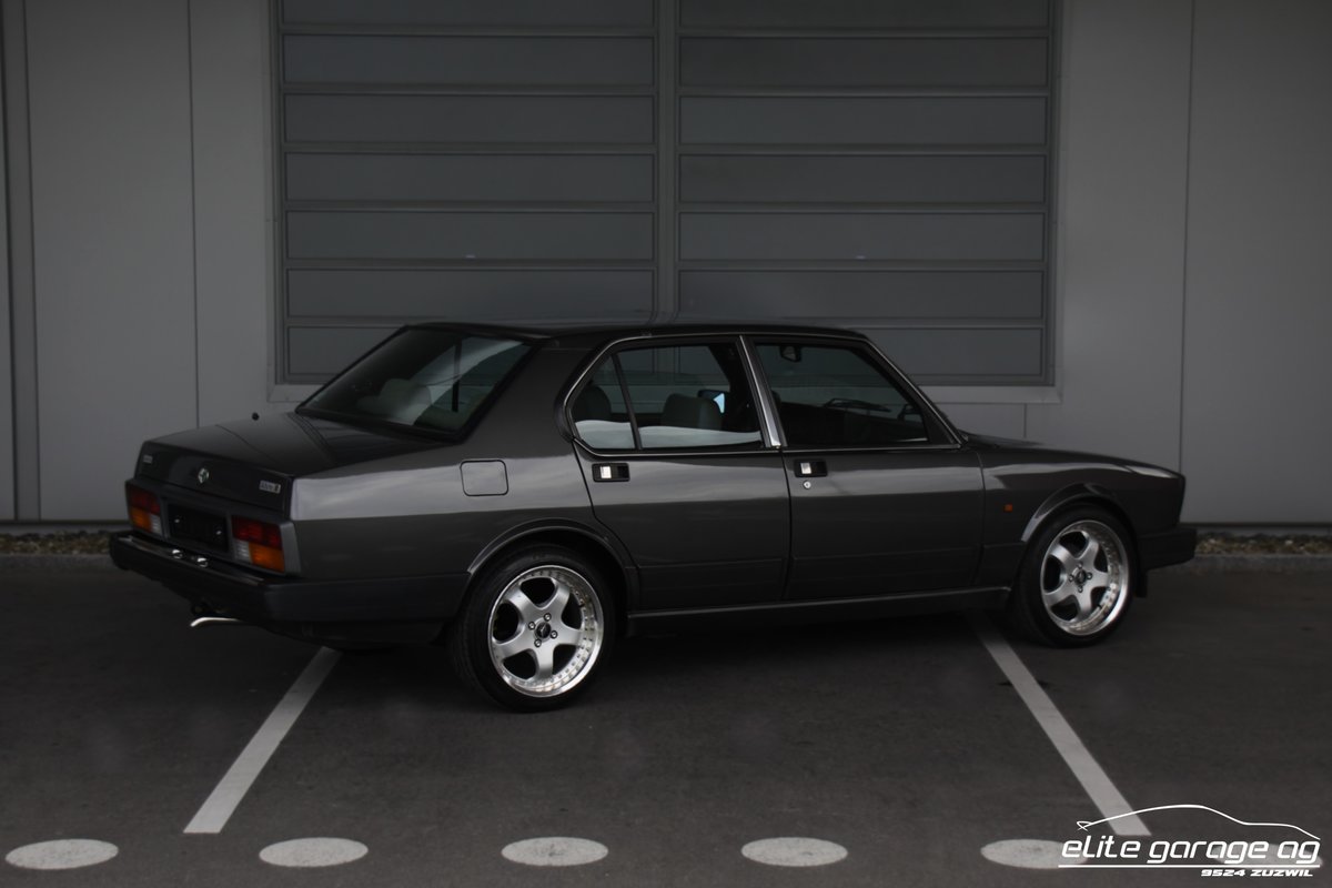 ALFA ROMEO Alfetta 2.0 Q Oro Inj., Benzin, Occasion / Gebraucht, Handschaltung - 5