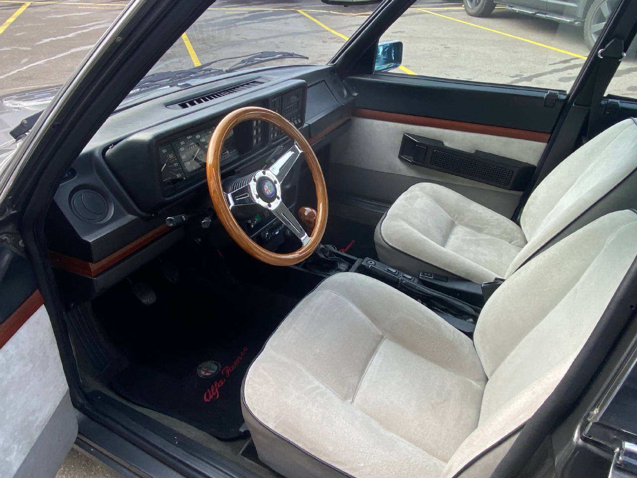 ALFA ROMEO Alfetta 2.0 Q.Oro Injection, Essence, Occasion / Utilisé, Manuelle - 7
