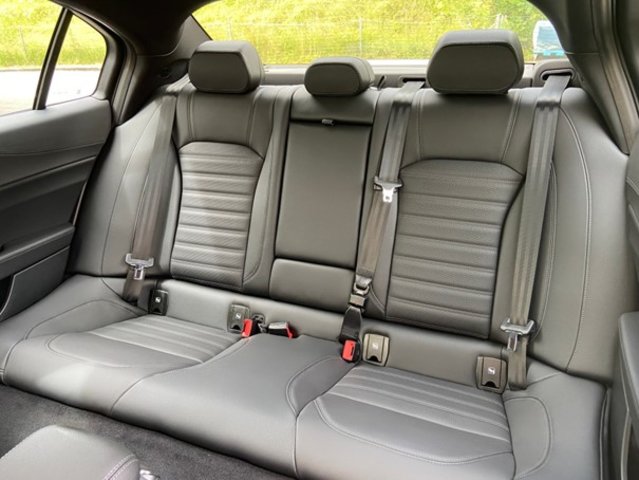 ALFA ROMEO Giulia 2.0 Veloce Premium Sky Q4 AT8, Petrol, New car, Automatic - 7