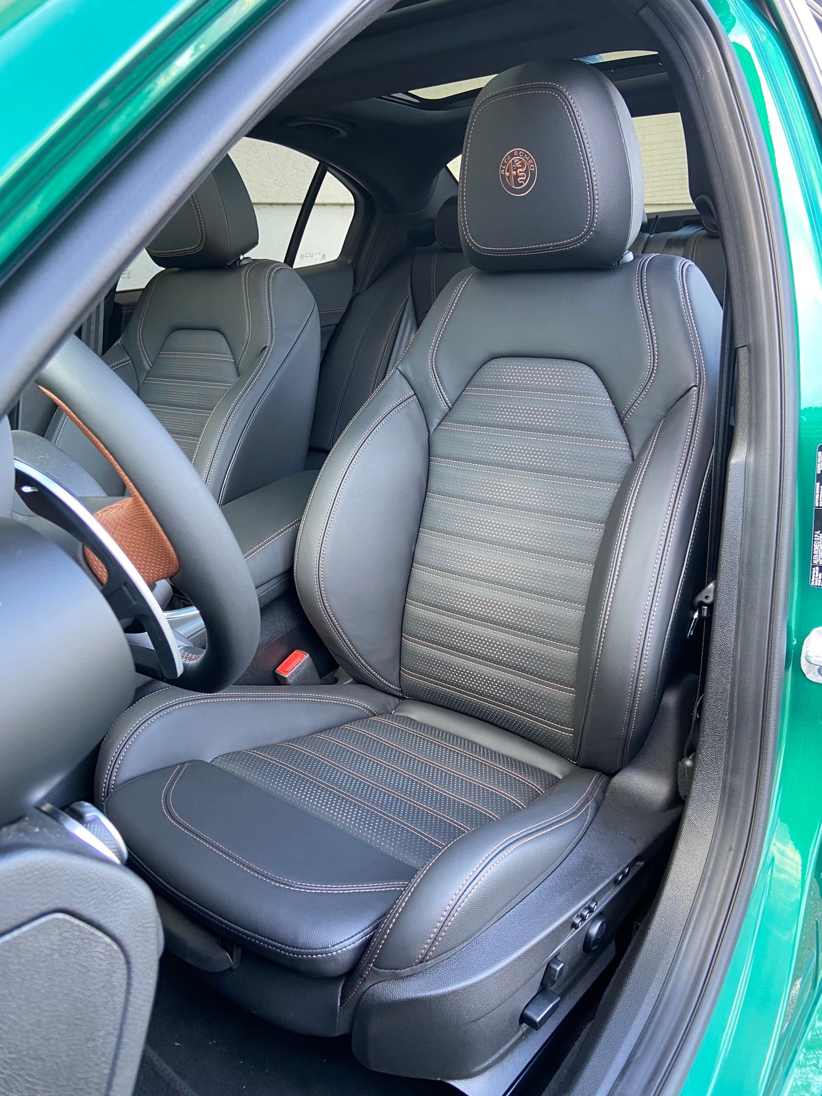 ALFA ROMEO Giulia 2.0 Intensa Sky Q4 AT8, Benzin, Neuwagen, Automatik - 7