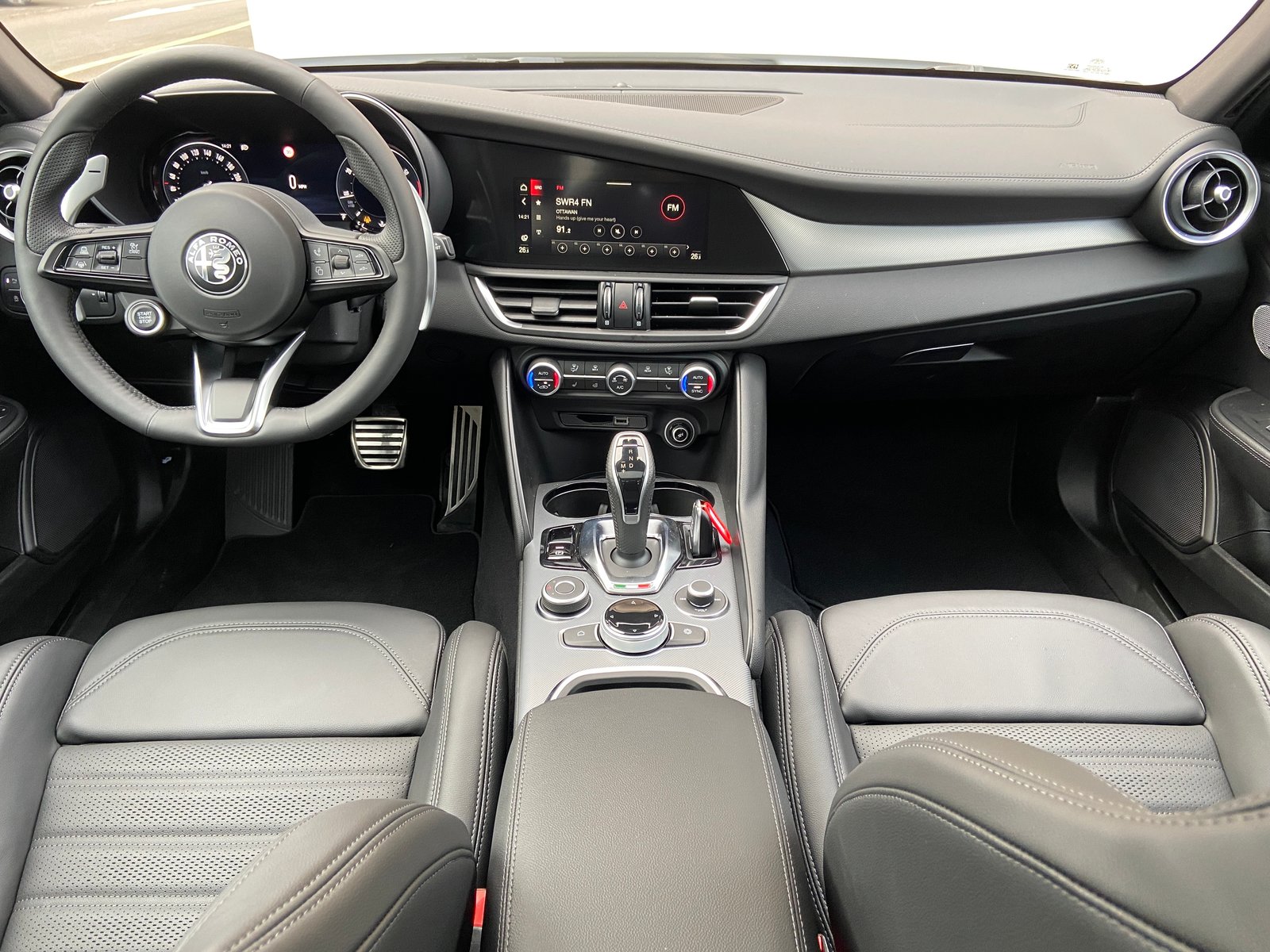 ALFA ROMEO Giulia 2.0 Veloce Premium Sky Q4 AT8, Benzin, Neuwagen, Automatik - 6