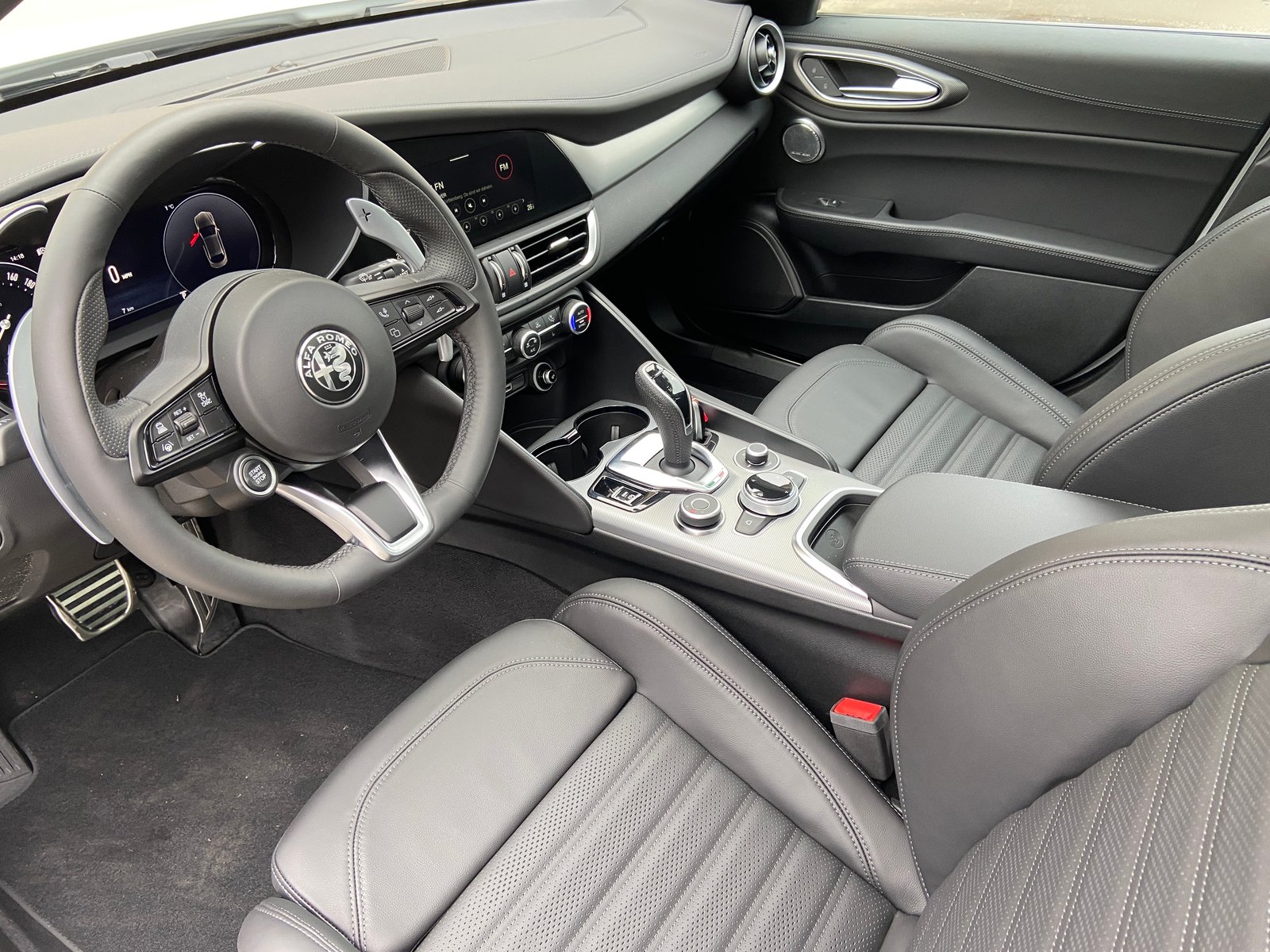 ALFA ROMEO Giulia 2.0 Veloce Premium Sky Q4 AT8, Benzin, Neuwagen, Automatik - 7