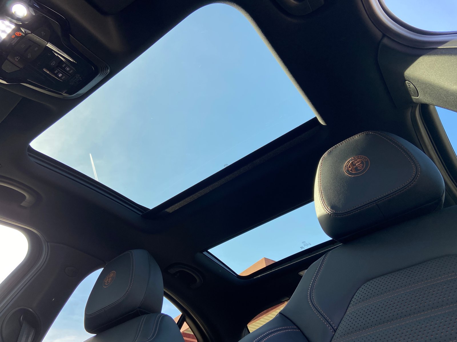 ALFA ROMEO Giulia 2.2 JTDM Intensa Sky Q4 AT8, Diesel, Neuwagen, Automatik - 5
