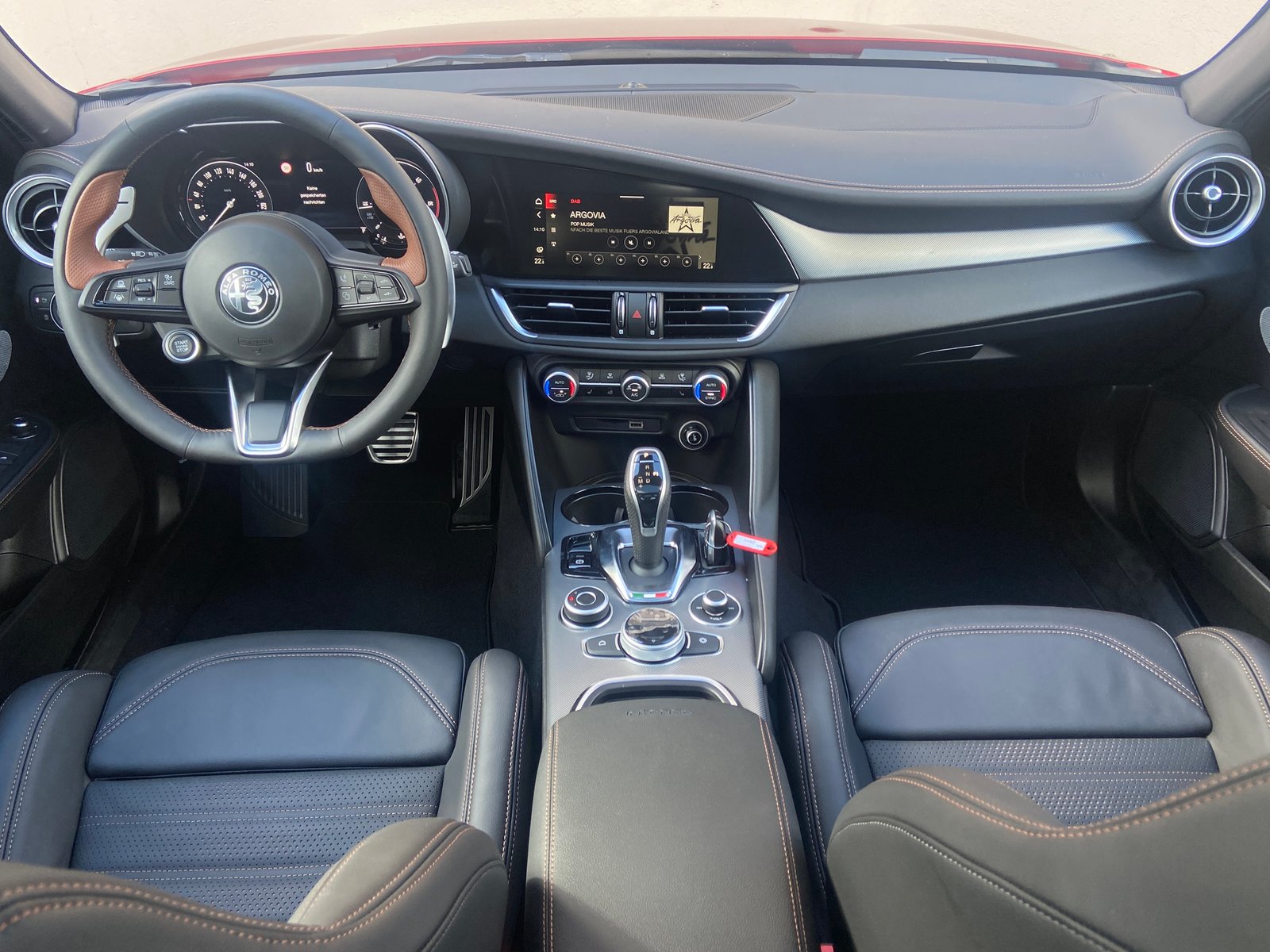 ALFA ROMEO Giulia 2.0 Intensa Sky Q4 AT8, Essence, Voiture nouvelle, Automatique - 6