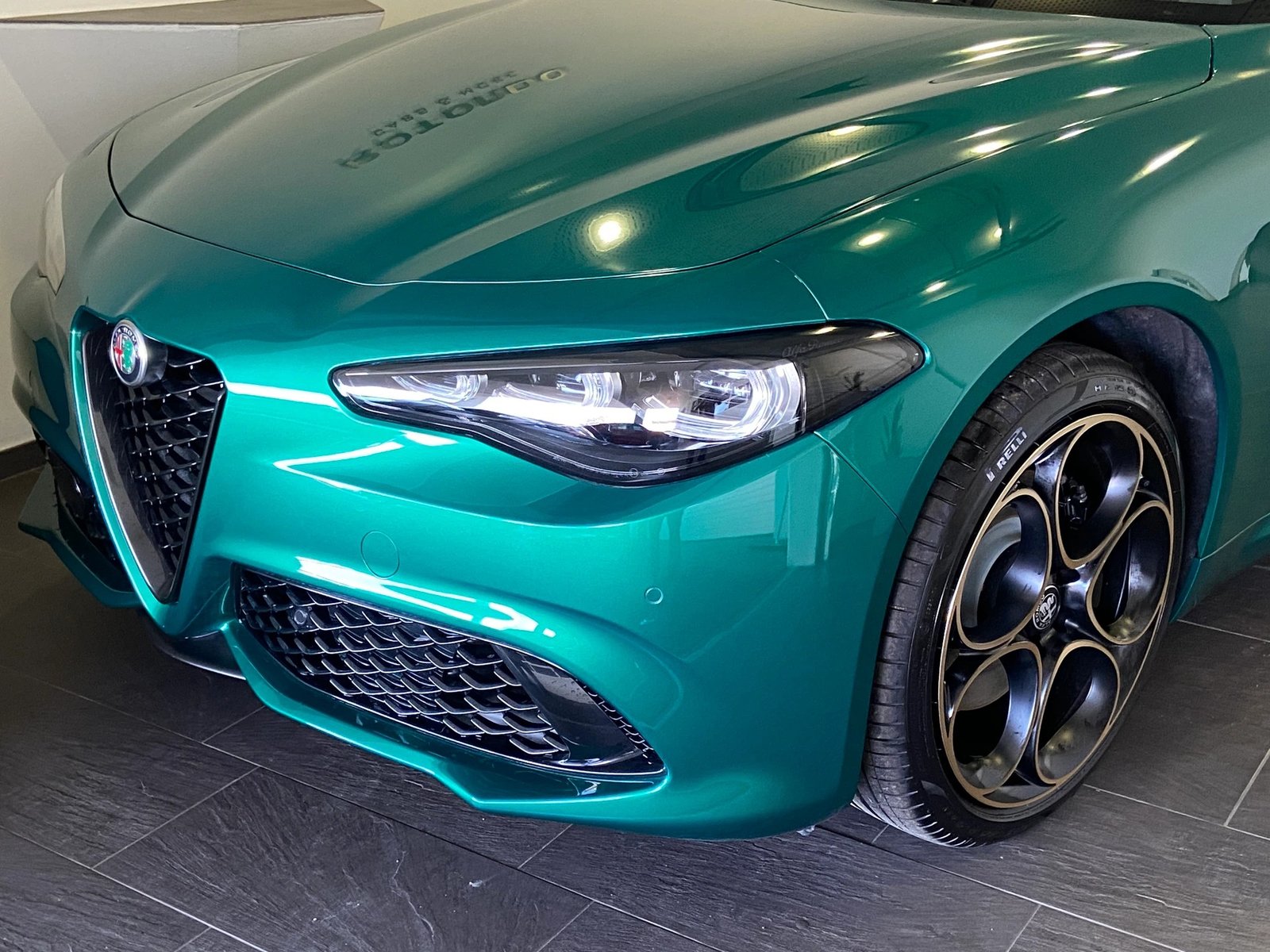 ALFA ROMEO Giulia 2.0 Intensa Sky Q4 AT8, Benzin, Neuwagen, Automatik - 3