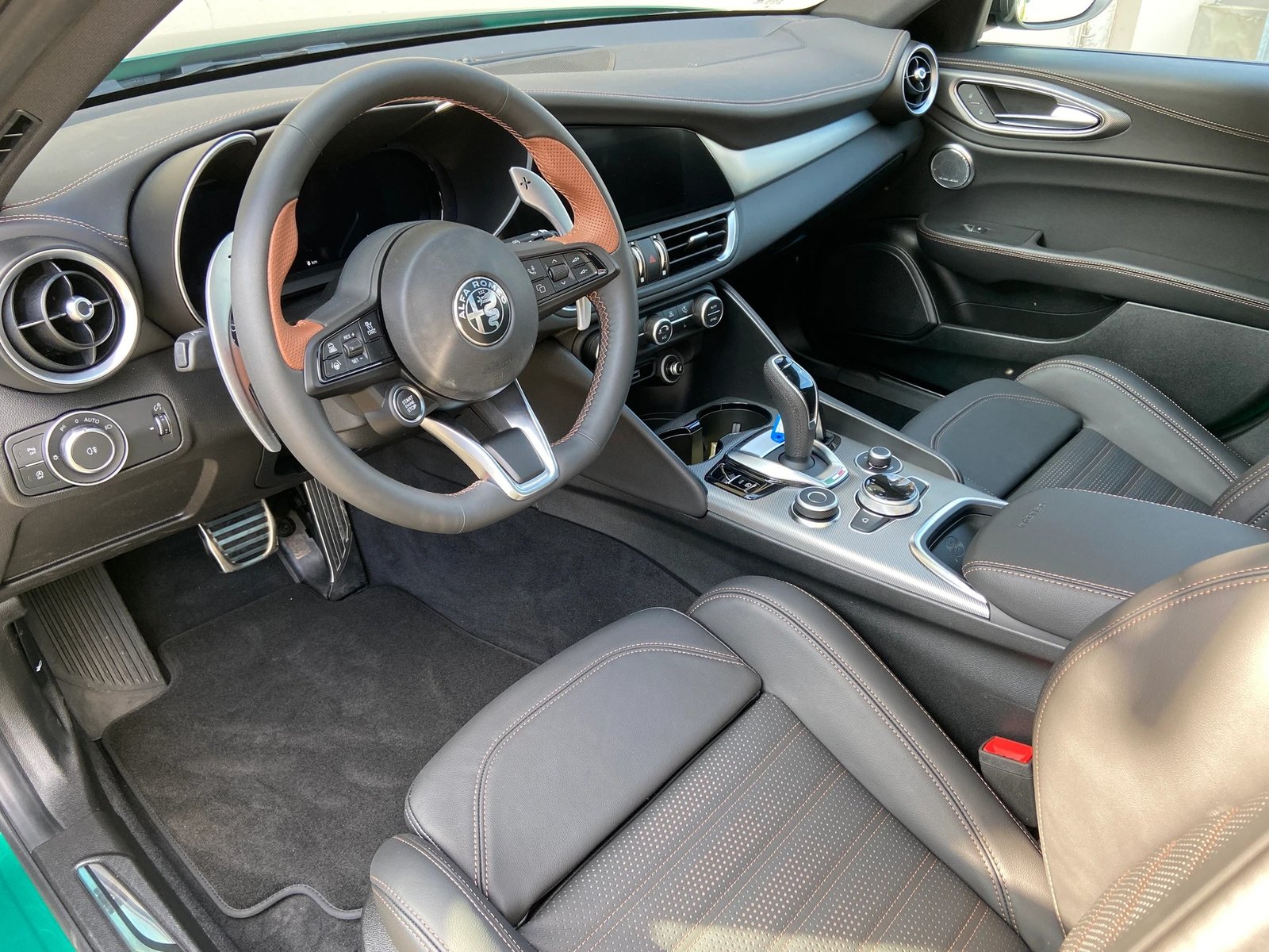 ALFA ROMEO Giulia 2.0 Intensa Sky Q4 AT8, Benzin, Neuwagen, Automatik - 6