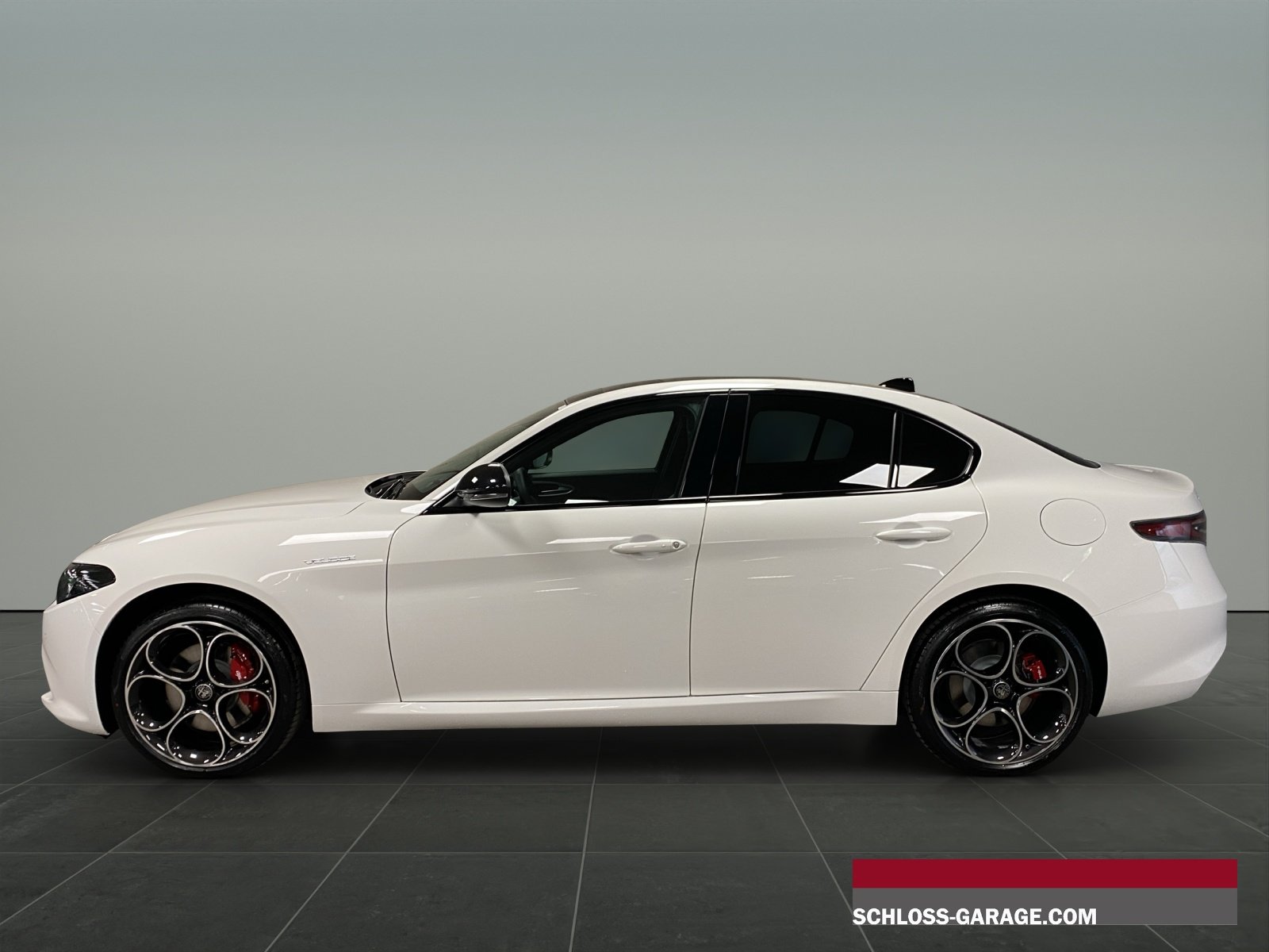 ALFA ROMEO Giulia 2.0 Q4 280 Veloce P, Benzin, Neuwagen, Automatik - 3