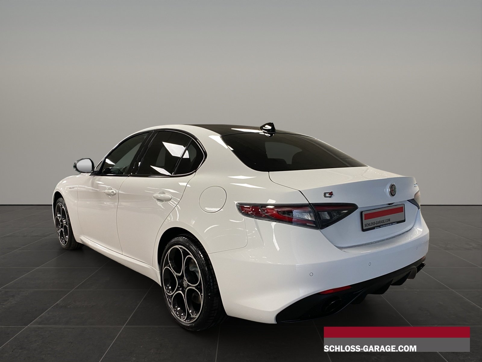 ALFA ROMEO Giulia 2.0 Q4 280 Veloce P, Benzin, Neuwagen, Automatik - 4