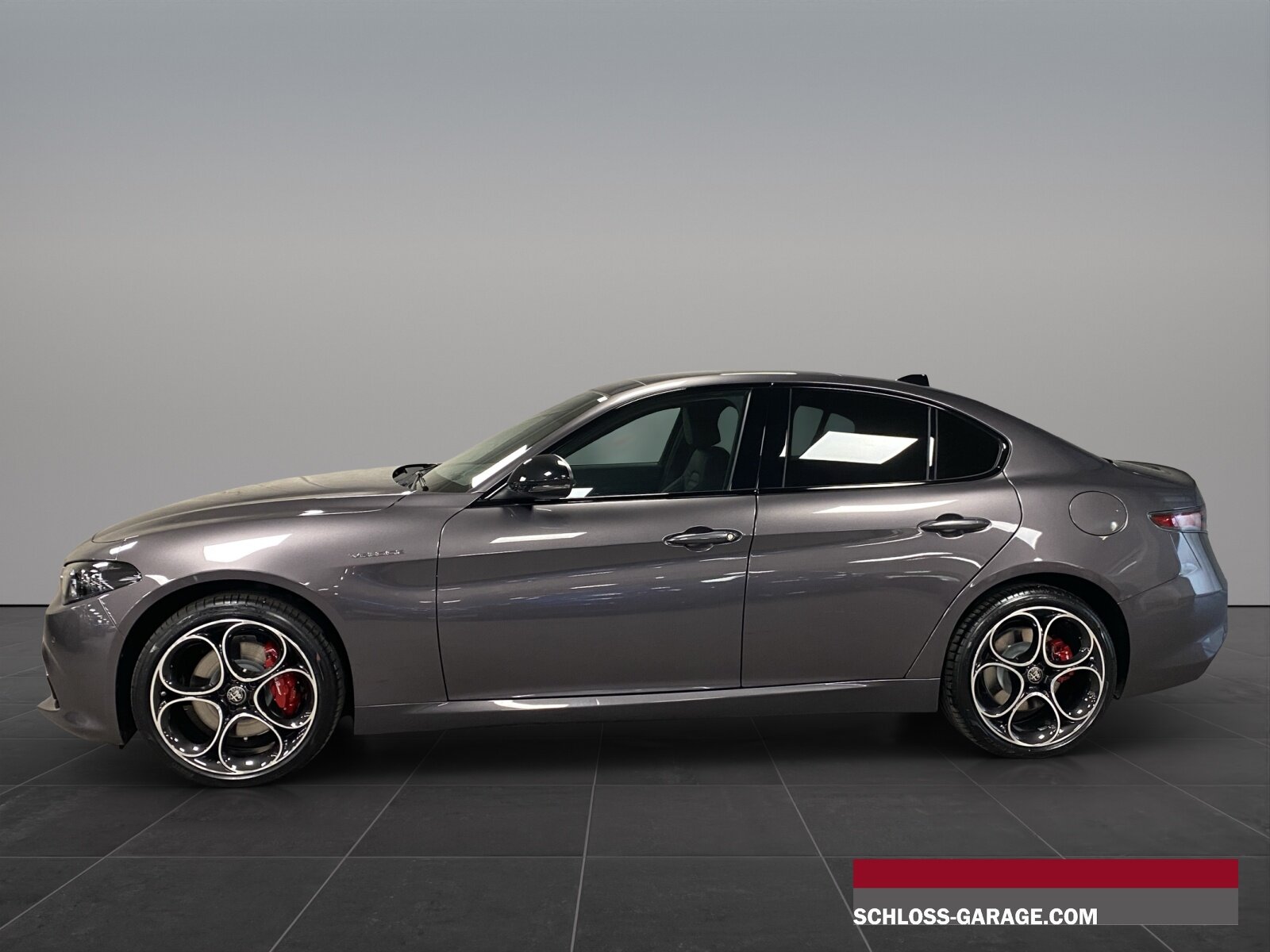 ALFA ROMEO Giulia 2.0 Q4 280 Veloce P, Benzin, Neuwagen, Automatik - 2