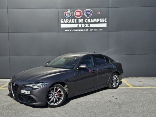 ALFA ROMEO Giulia 2.0 Sprint, Petrol, Second hand / Used, Automatic - 2